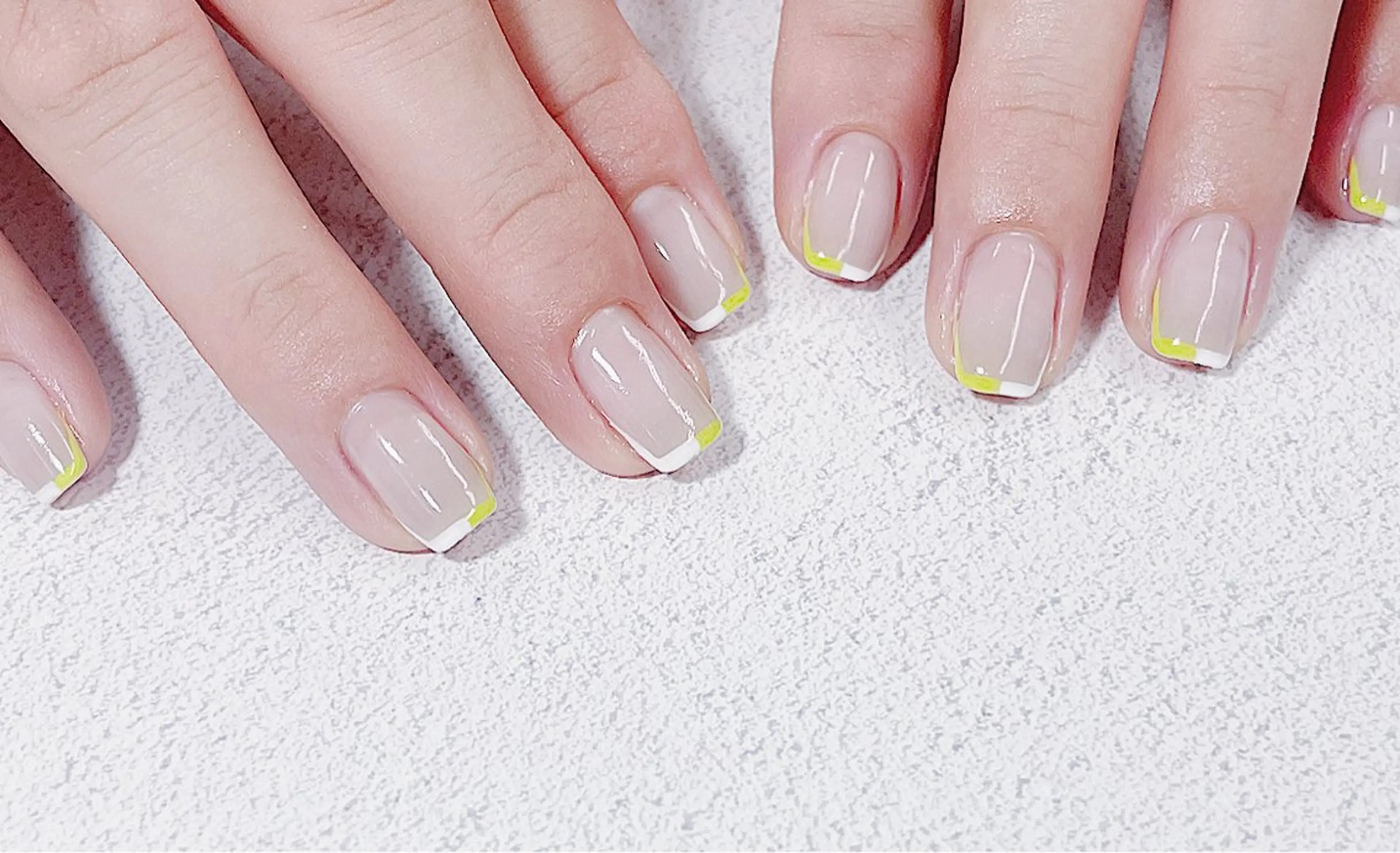 ネイル ブルー フレンチネイル 春ネイル ハンドネイル mua nail mikiのネイルデザイン