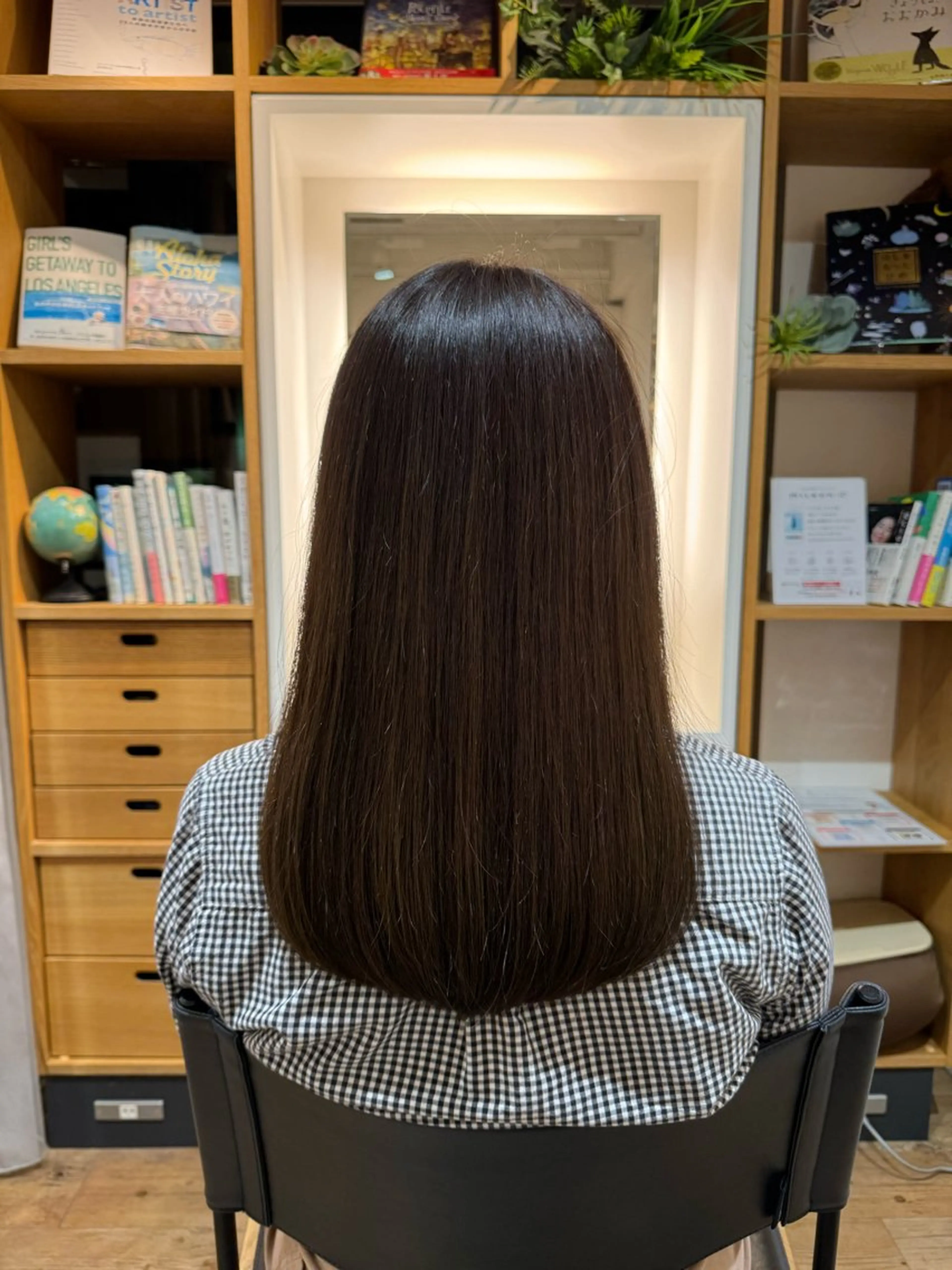 ミディアム afloatkobe所属・美髪/髪質改善 川口凌弥のヘアスタイル