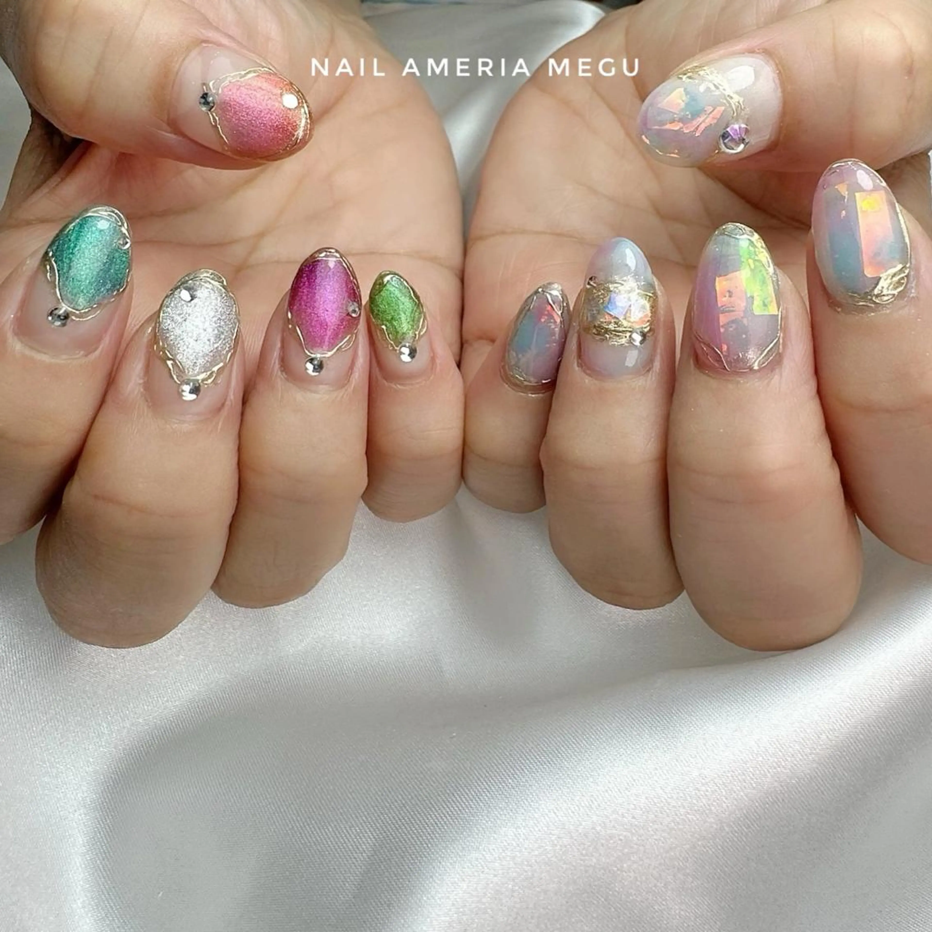 ネイル オーロラネイル マグネットネイル ハンドネイル Nail ameria megu所属・ameria meguのネイルデザイン
