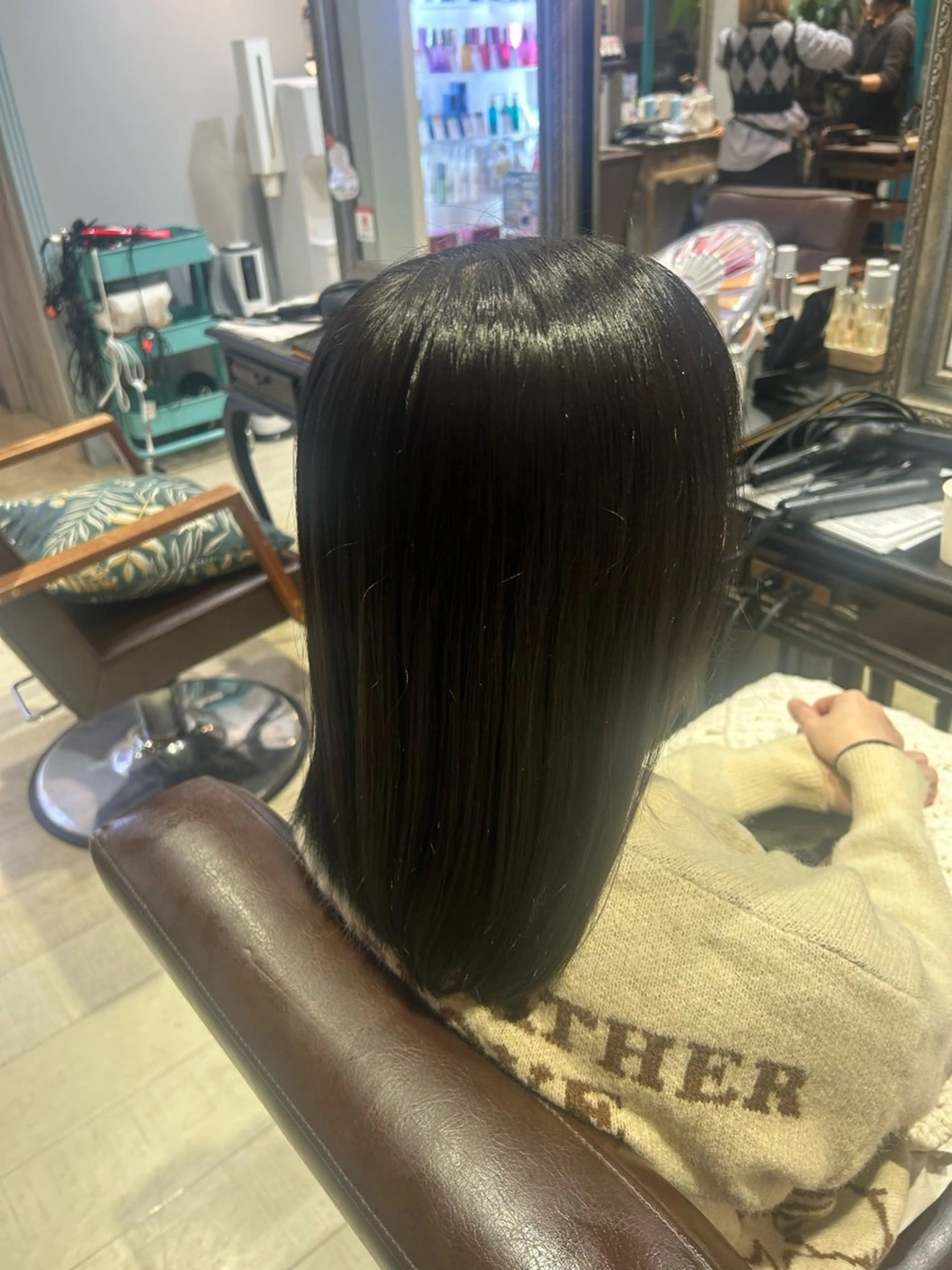 セミロング 暖色カラー｜艶髪｜ 🥨AIKA🥨のヘアスタイル