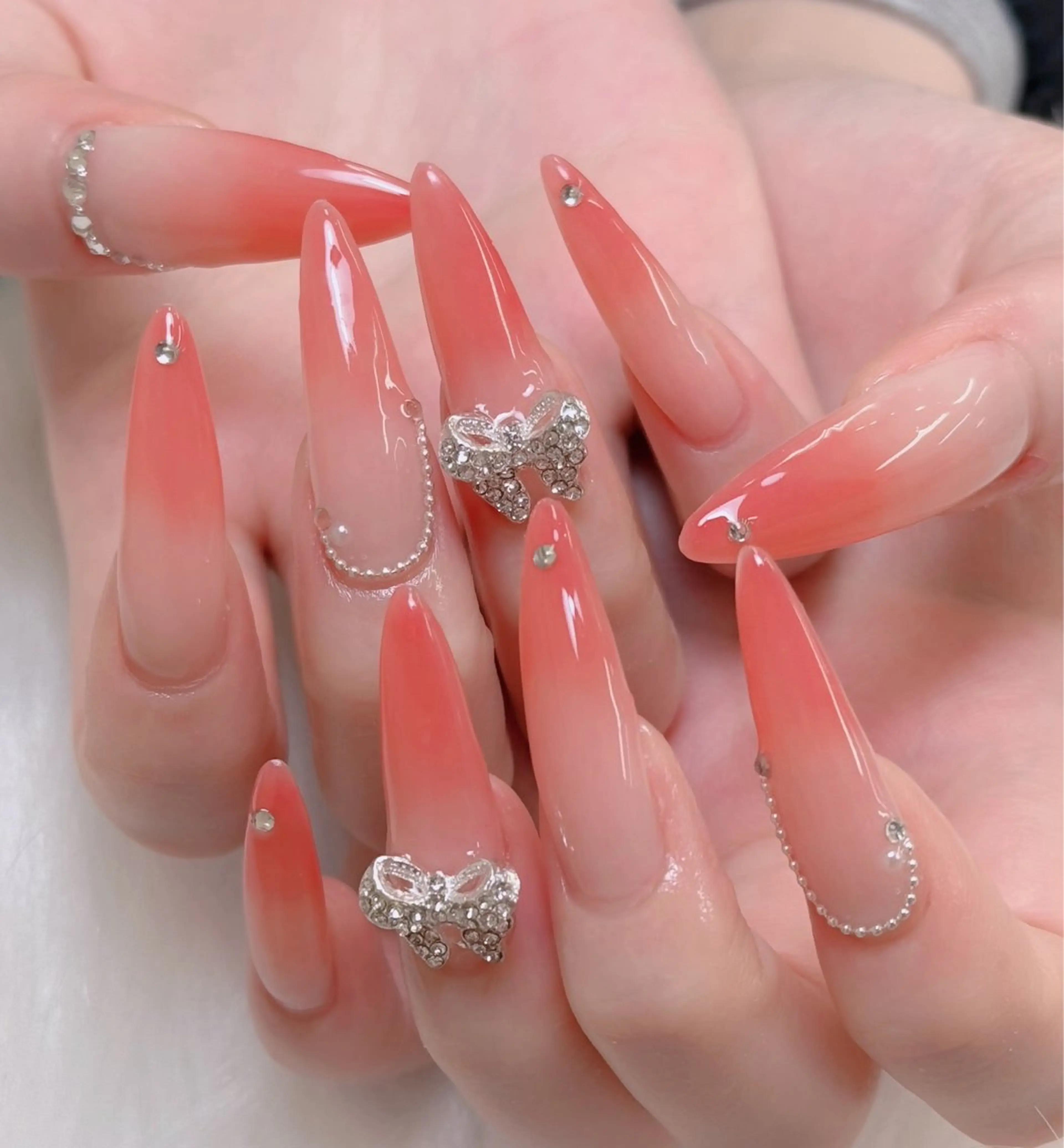 アイブロウ ハンドネイル neco H.babynailのネイルデザイン