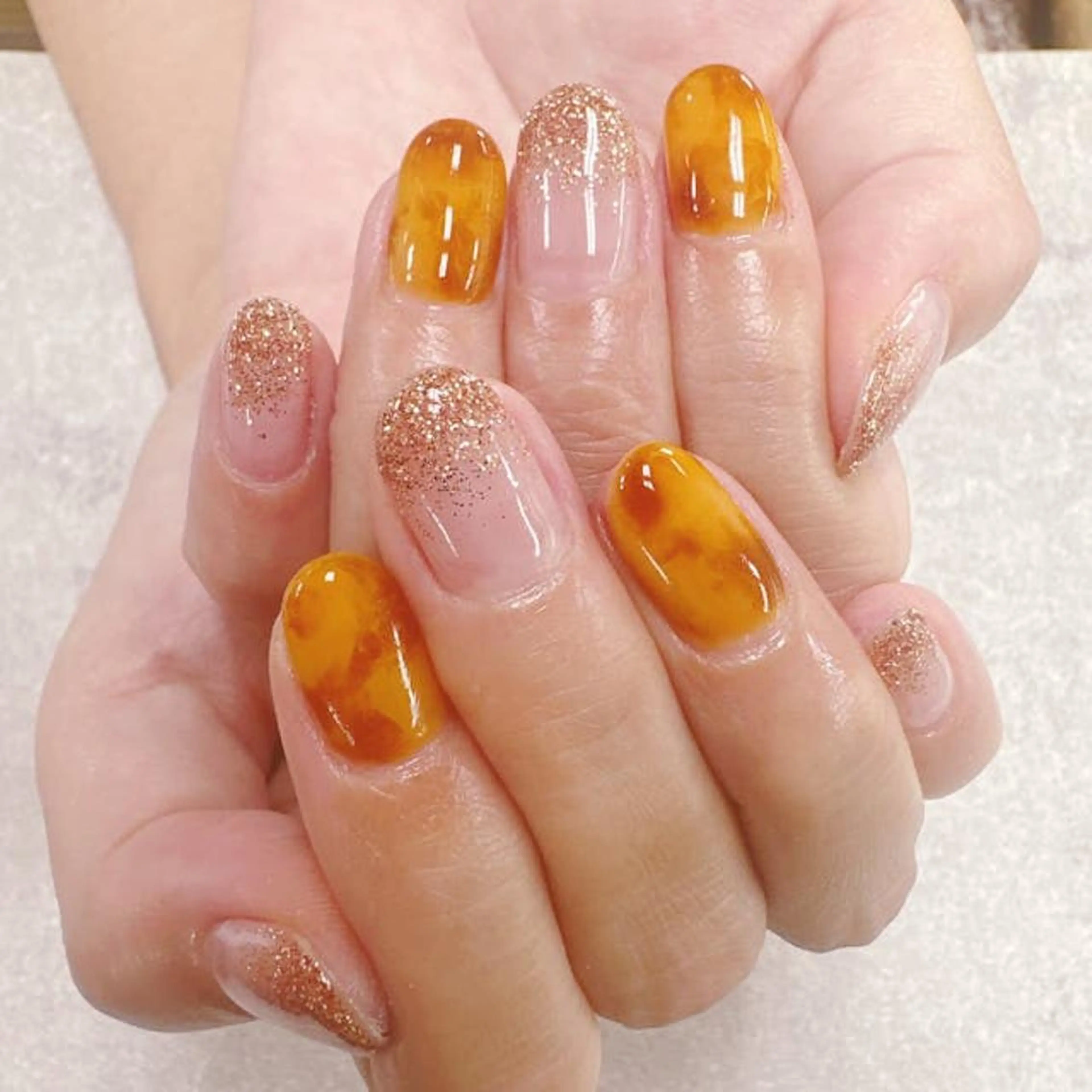 ネイル べっ甲ネイル フレンチネイル グラデーション キラキラネイル 韓国ネイル FASTNAIL PLUS 新宿店のネイルデザイン