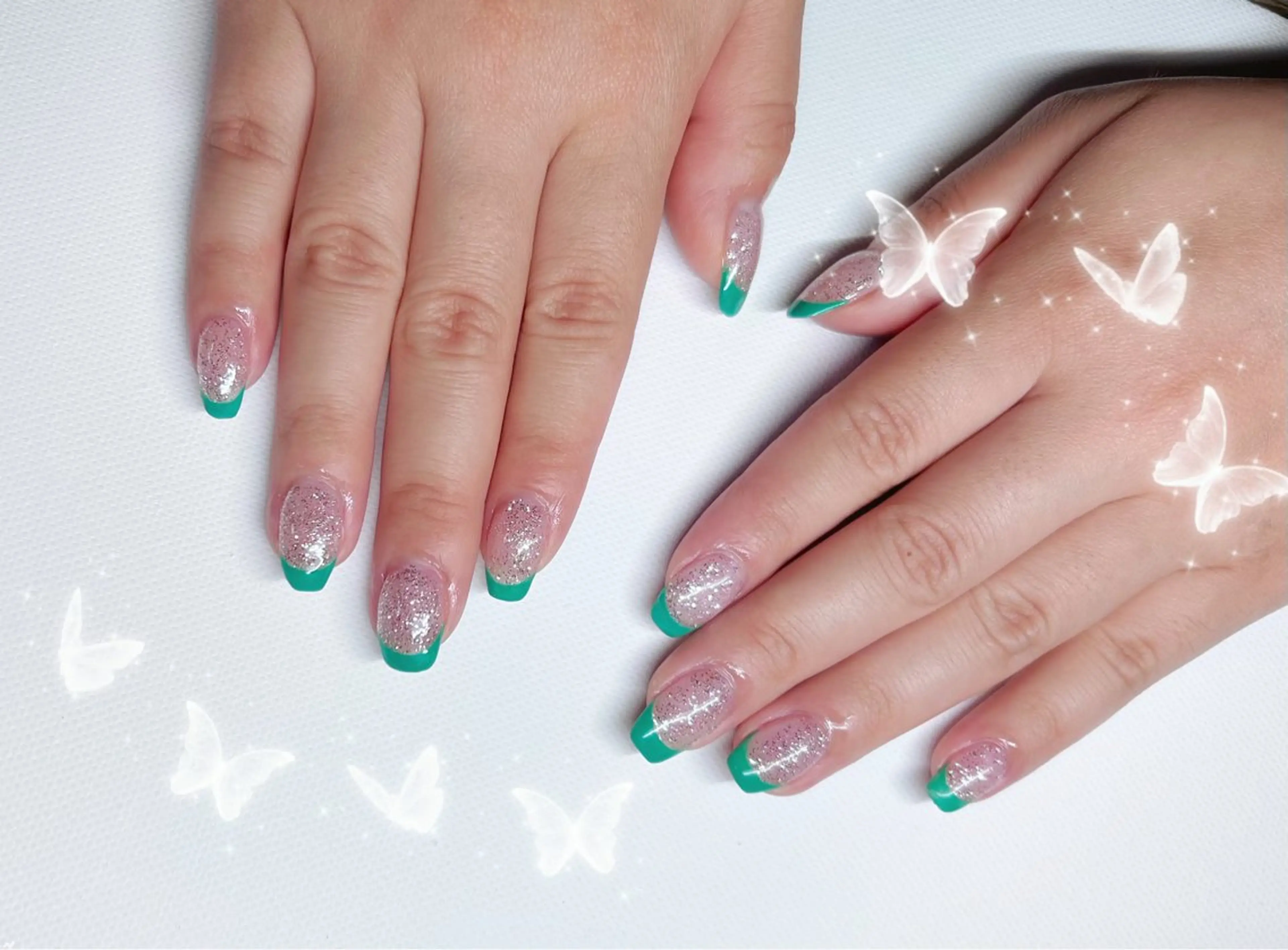 ネイル フレンチネイル ラメ(グリッター) beauty salon  CARANA所属・CARANA ♡のネイルデザイン