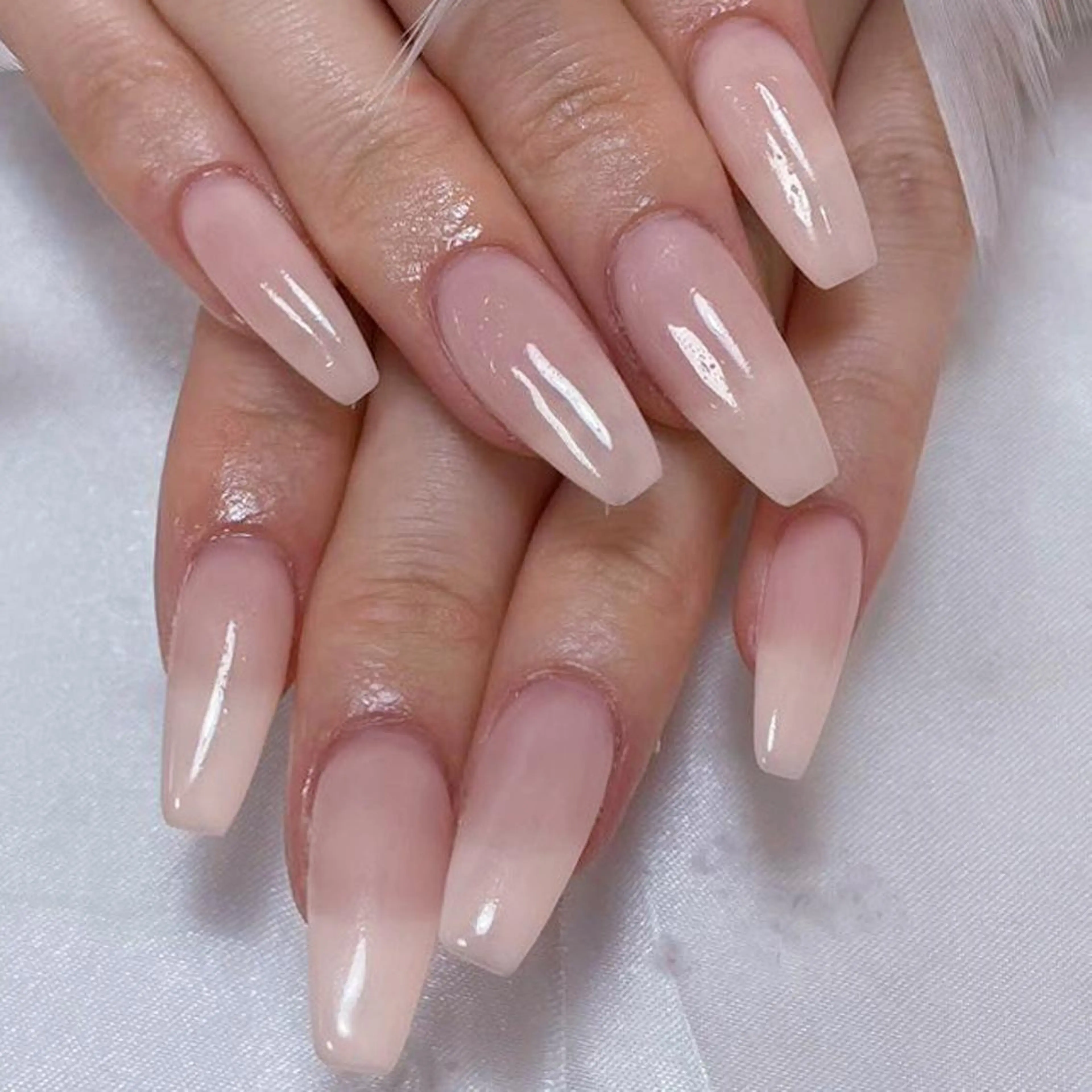 ネイル アートネイル オーロラネイル ガーリー キラキラネイル 韓国ネイル ハンドネイル DIANMOND NAIL🌸のネイルデザイン