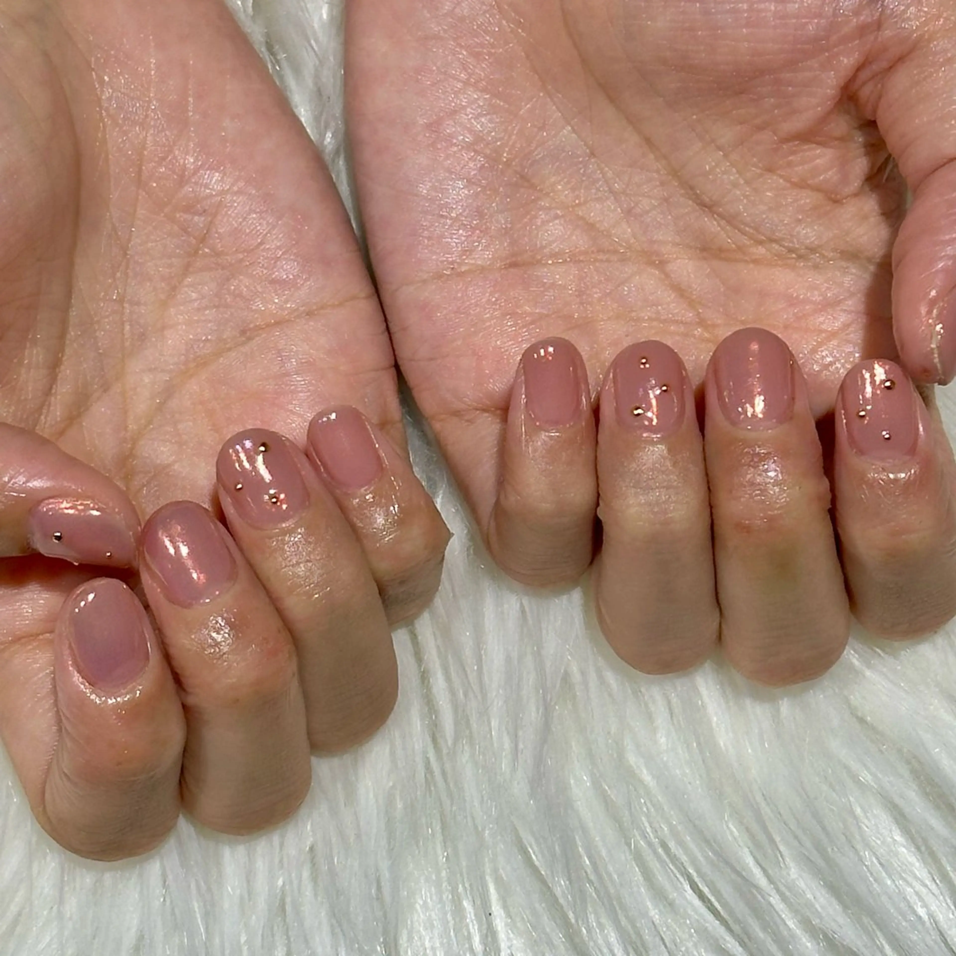 ネイル オーロラネイル ワンカラーネイル オレンジ ハンドネイル Umezawa Minoriのネイルデザイン