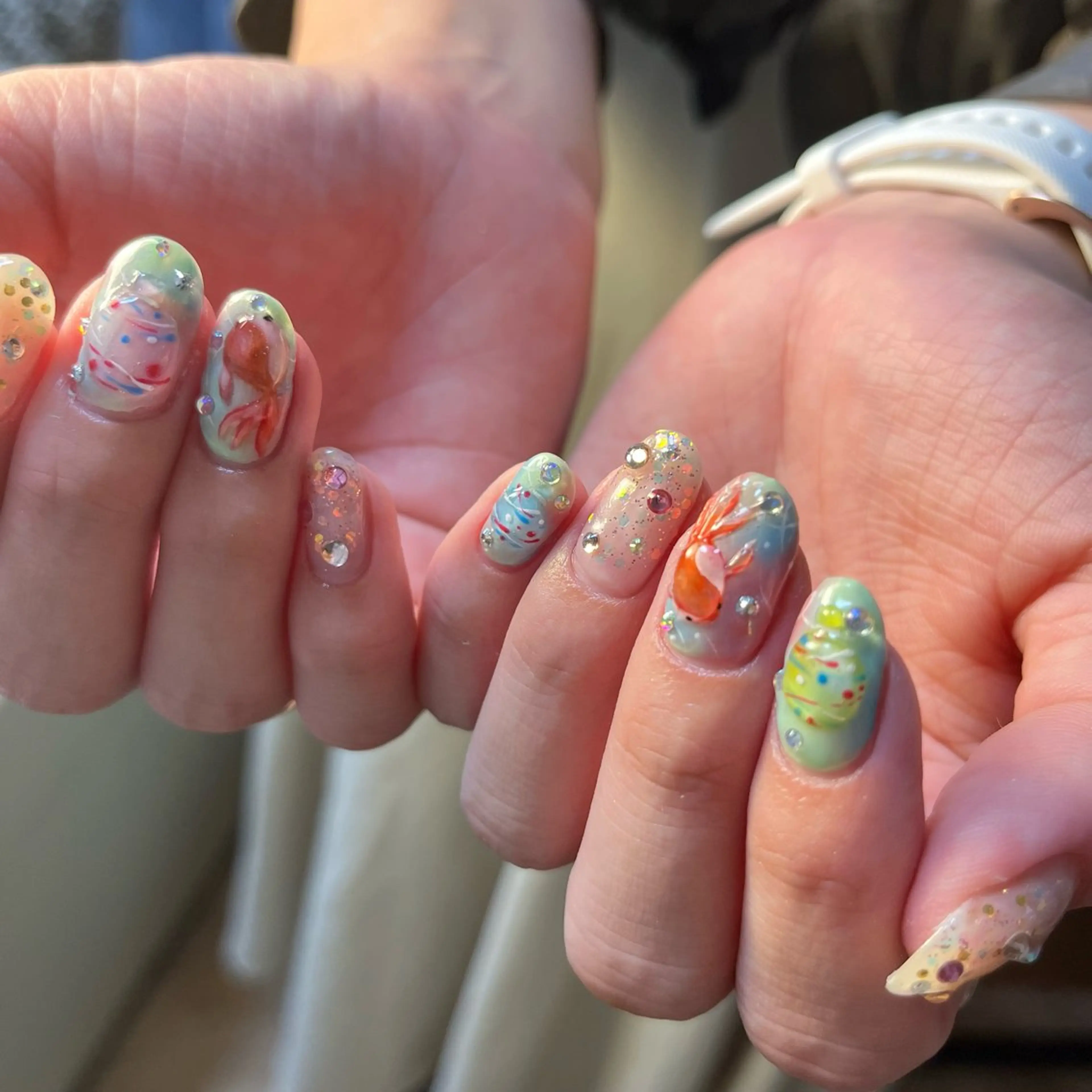 ネイル ハンドネイル Amber21.所属・Nagahama Akariのネイルデザイン