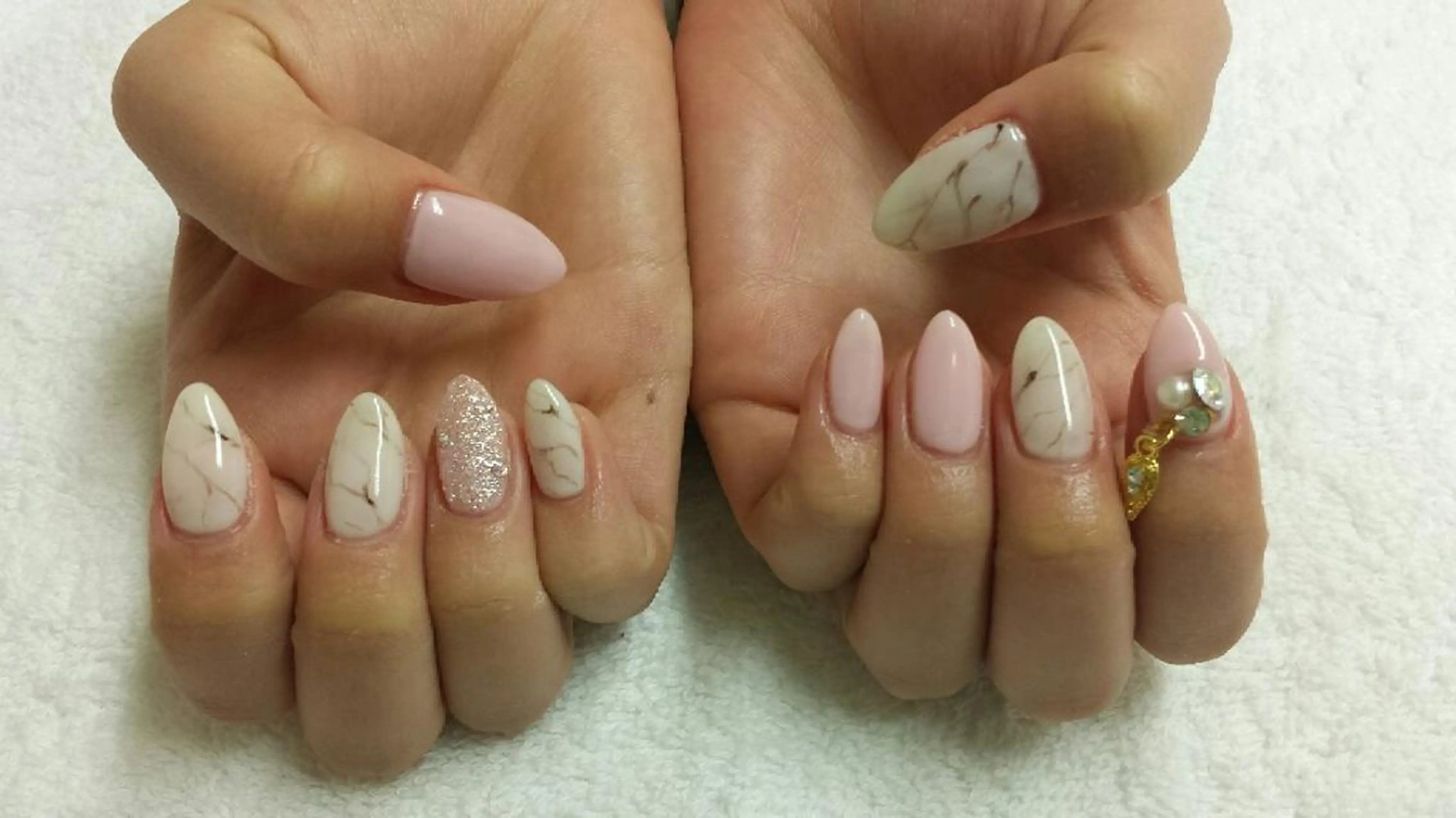 ネイル 河野ちえ (雑誌掲載サロン)のネイルデザイン