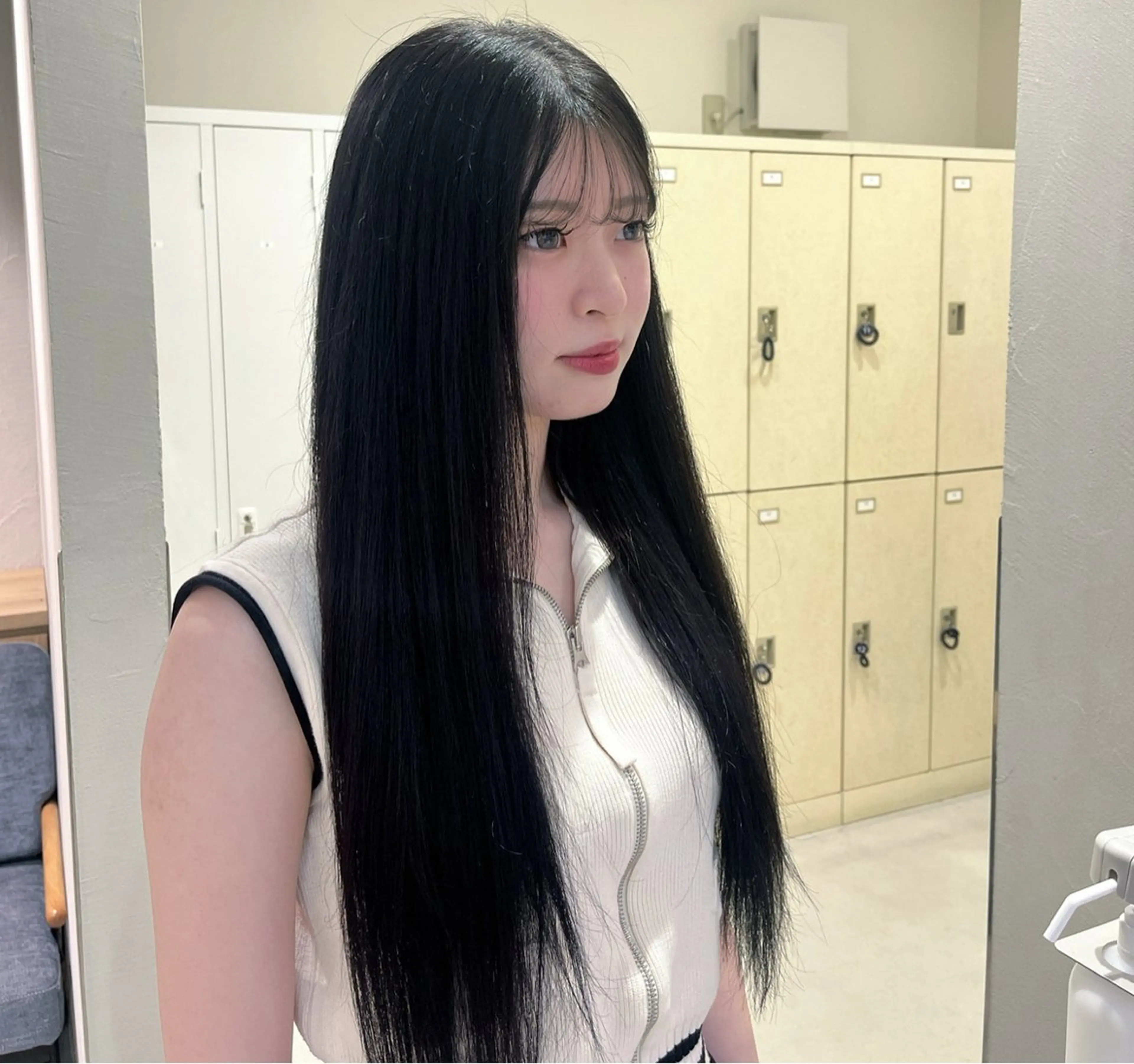 カラー 渡壁 文那のヘアスタイル