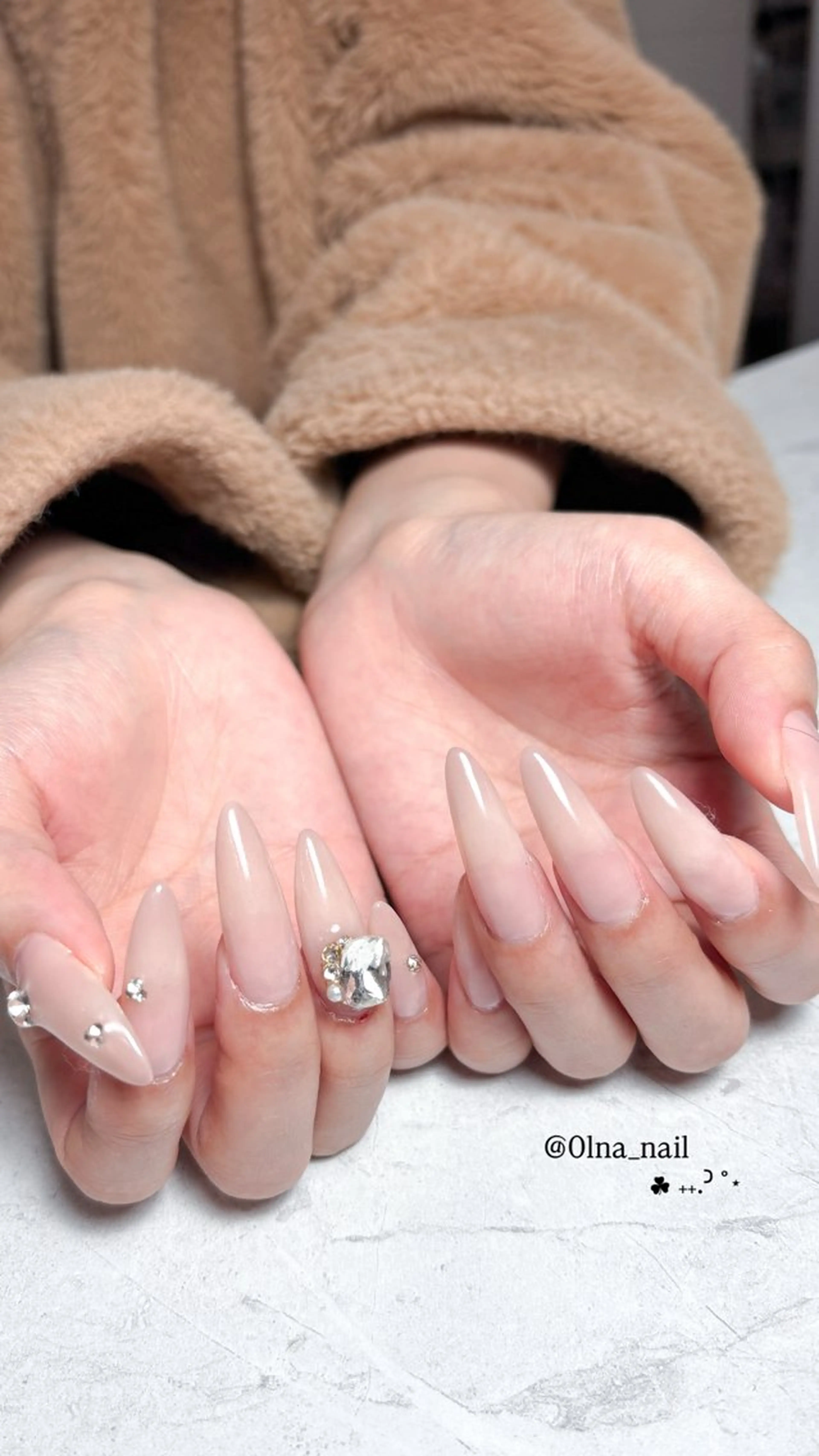 ネイル ハンドネイル 田辺 ななみのネイルデザイン