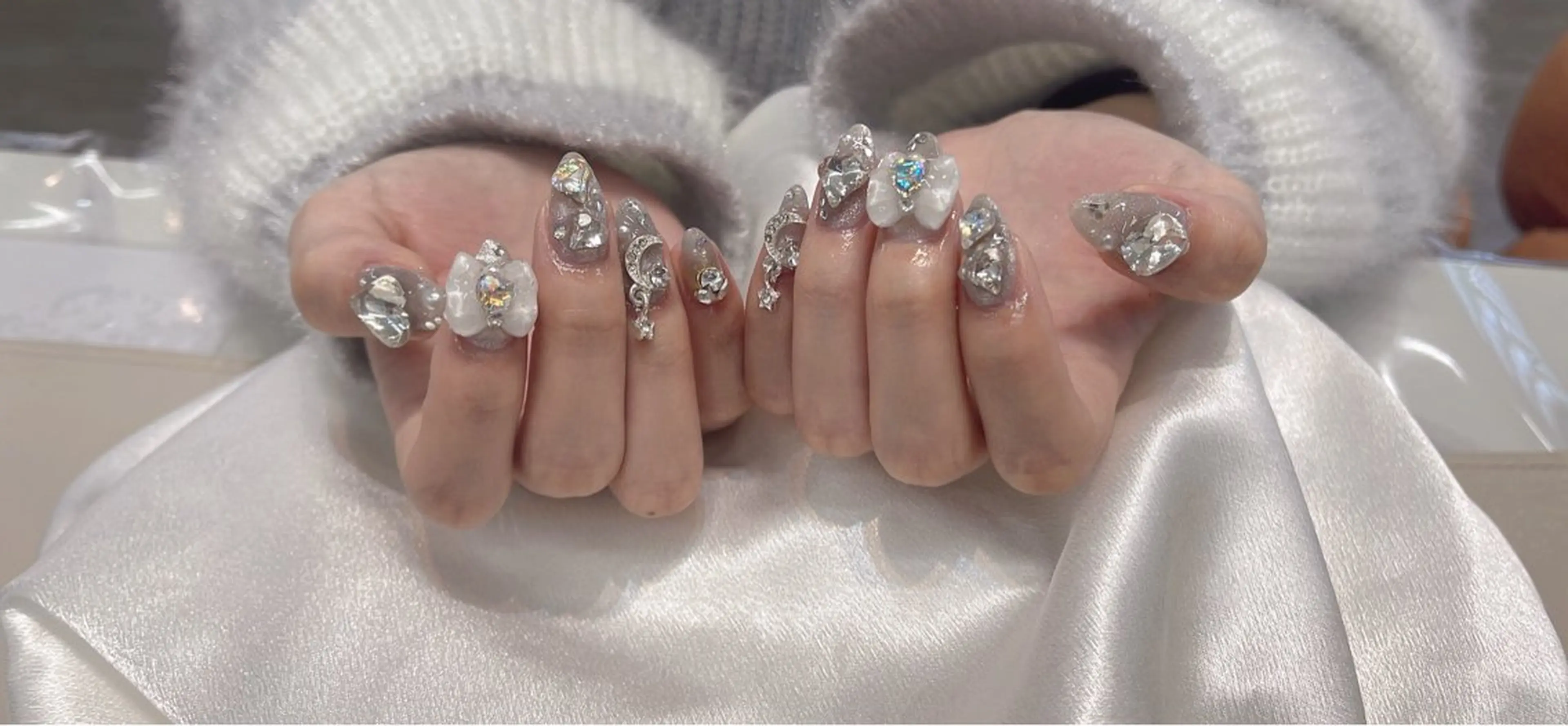 ネイル チークネイル 長さ出し ジェルネイル マグネットネイル 持ち込み ハンドネイル ハンドケア ラッキーネイルサロン 西川口東口店のネイルデザイン