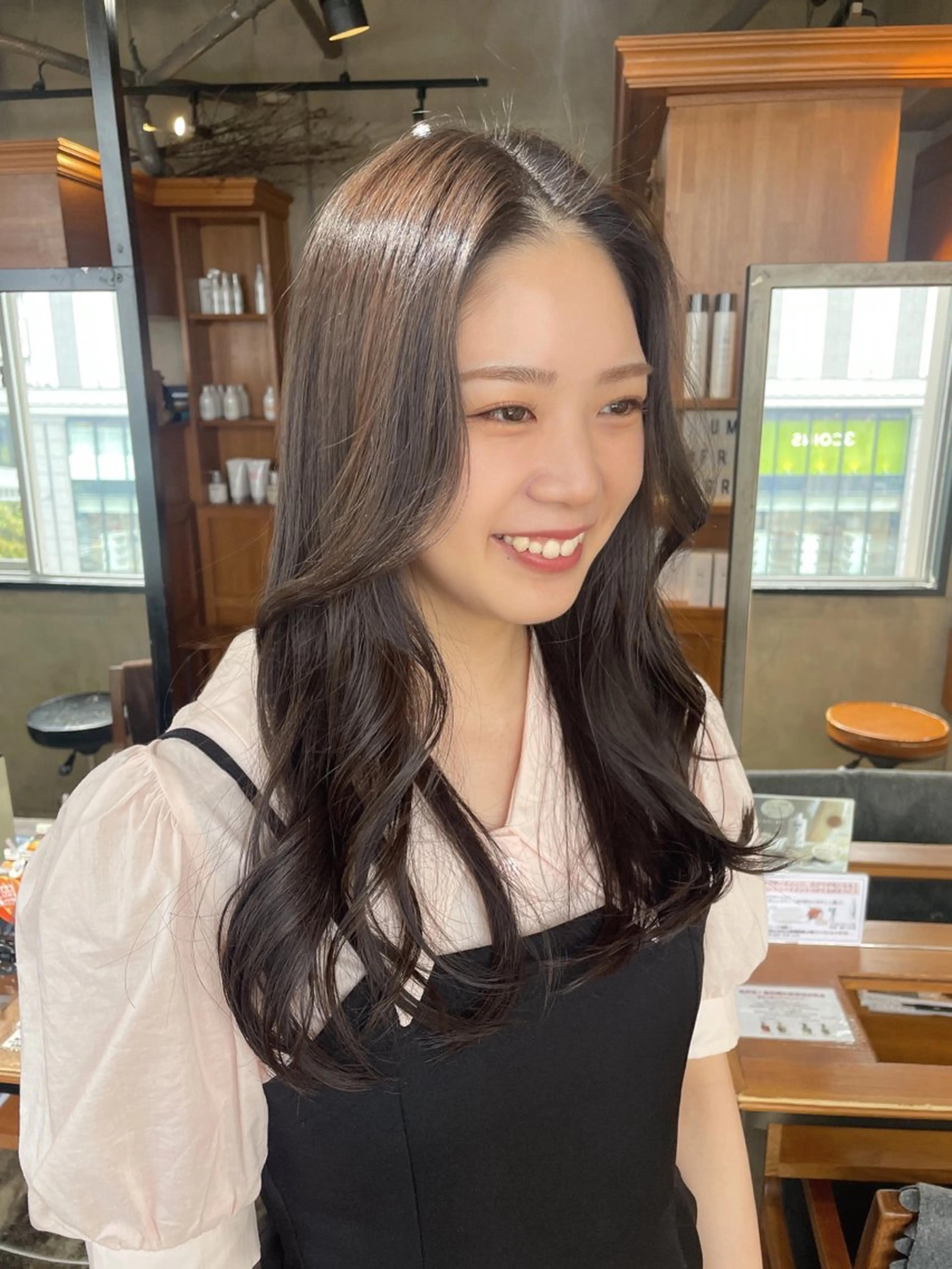 ロング カラー 梅田美容室 山崎海波のヘアスタイル
