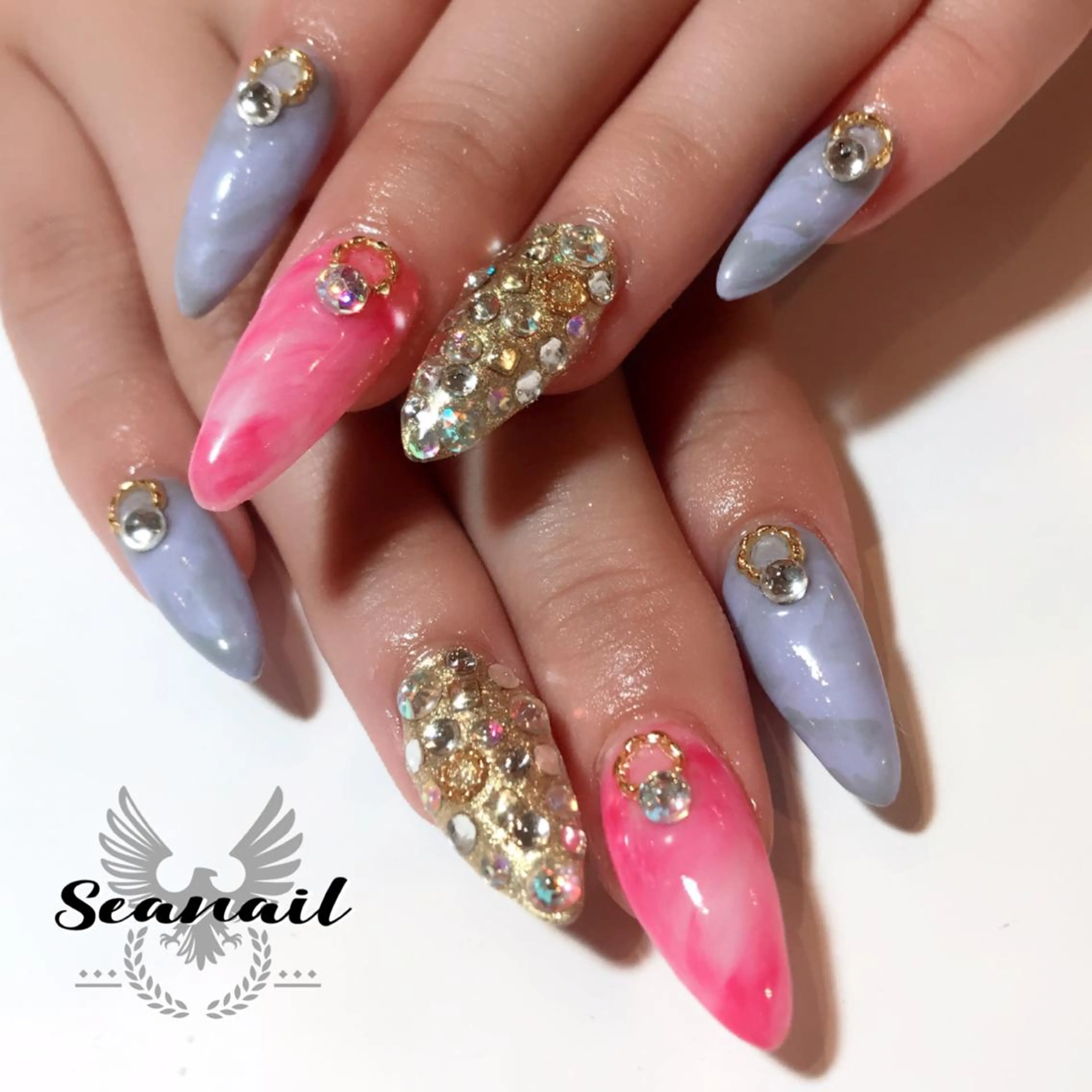 ネイル 小尾 栞のネイルデザイン