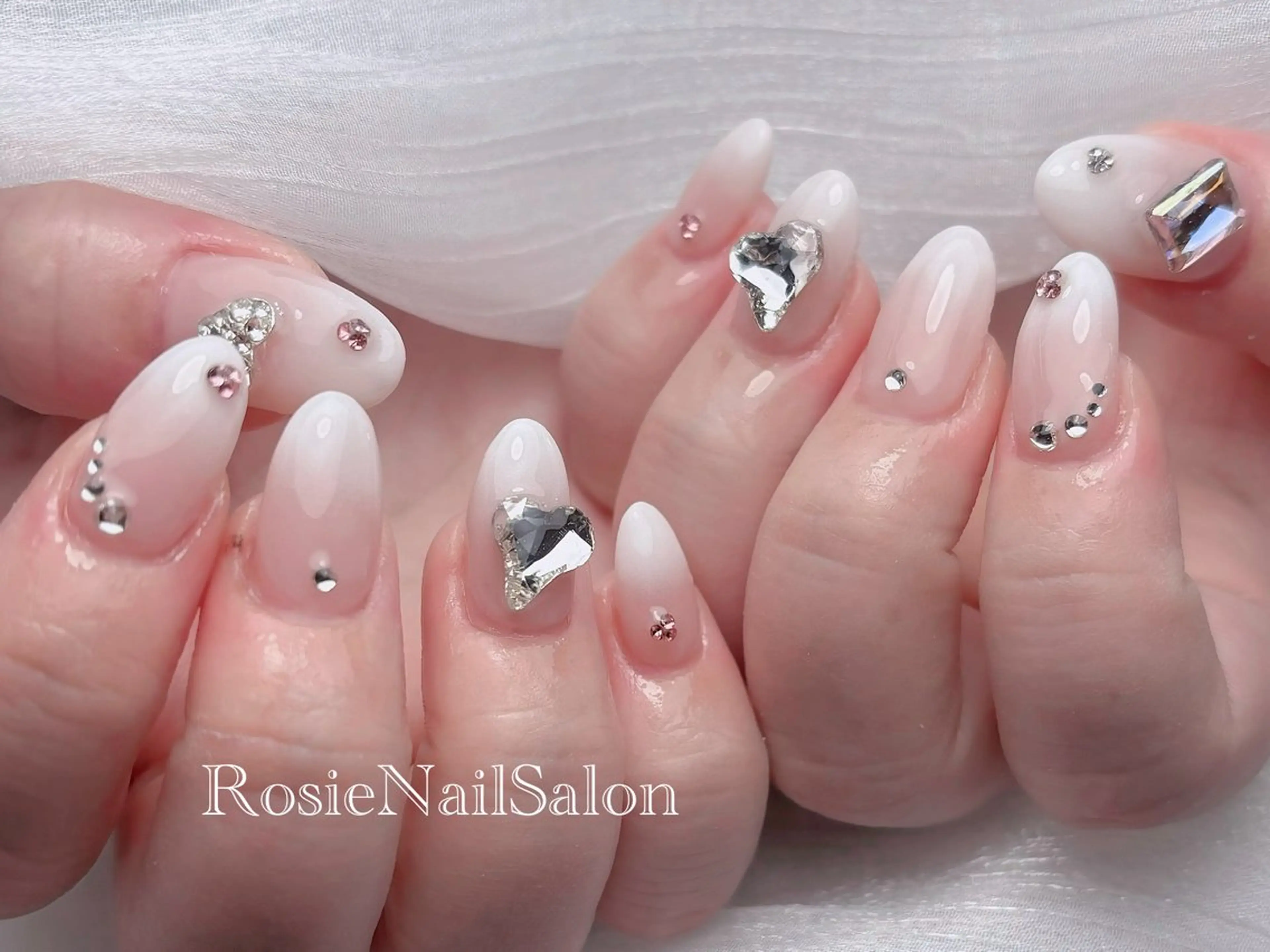 ネイル Rosie Nail サロン南越谷のネイルデザイン