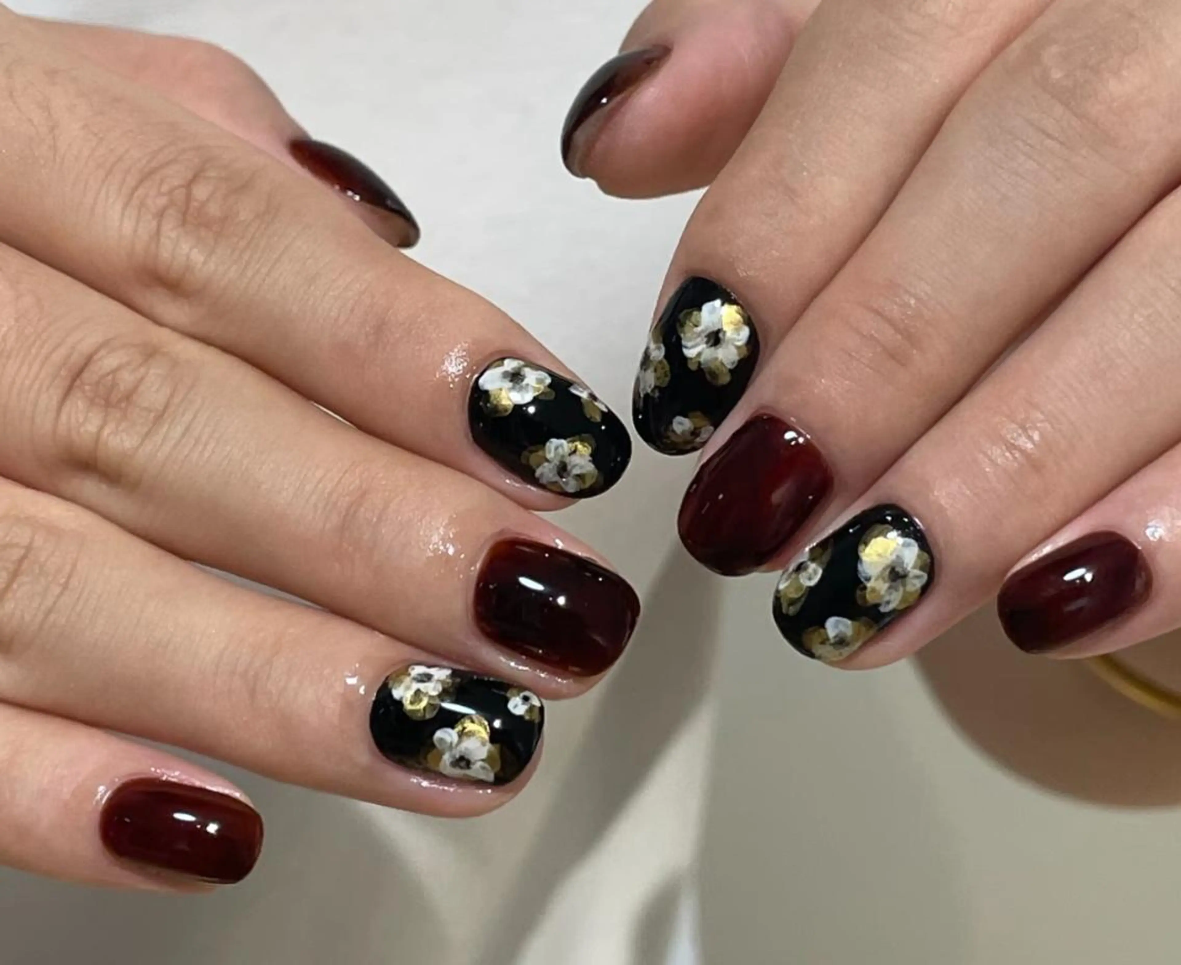 ネイル ハンドネイル ハンドケア 🍑 momo_nailのネイルデザイン