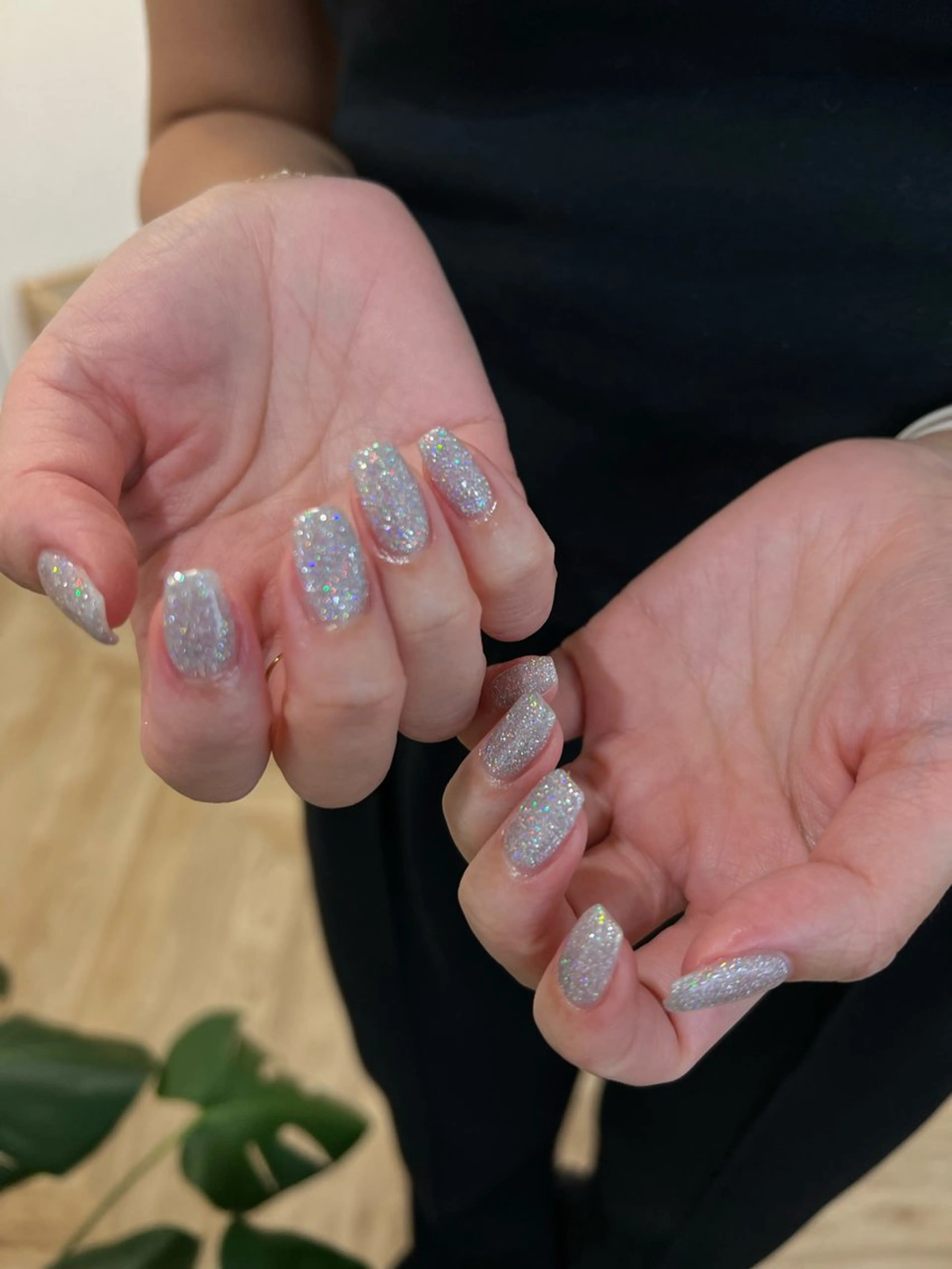 ネイル ハンドネイル フットネイル ハンドケア Nes.Nail所属・Miyagi Asamiのネイルデザイン