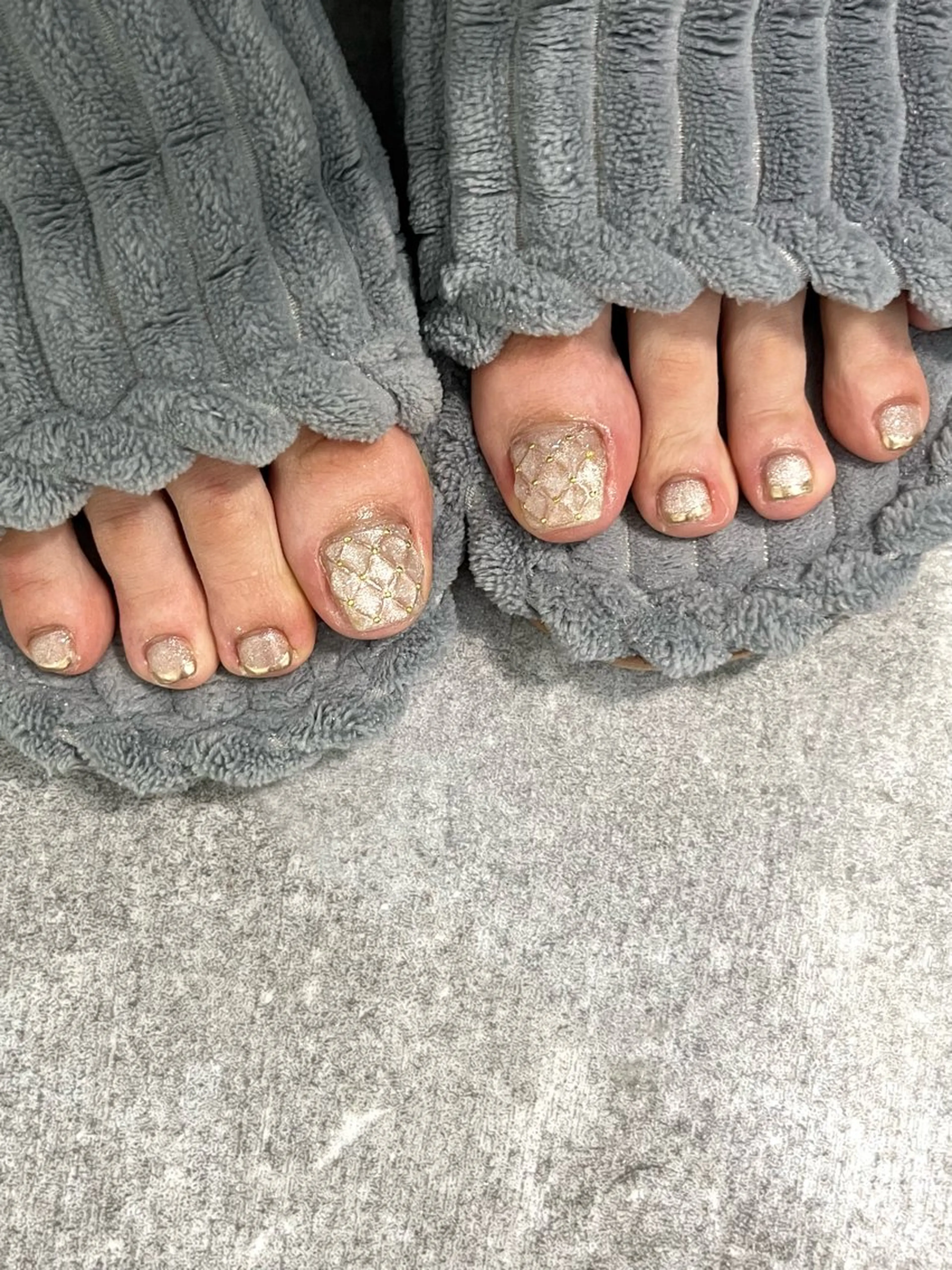 ネイル Ray. ちゅるん系ニュアンスのネイルデザイン