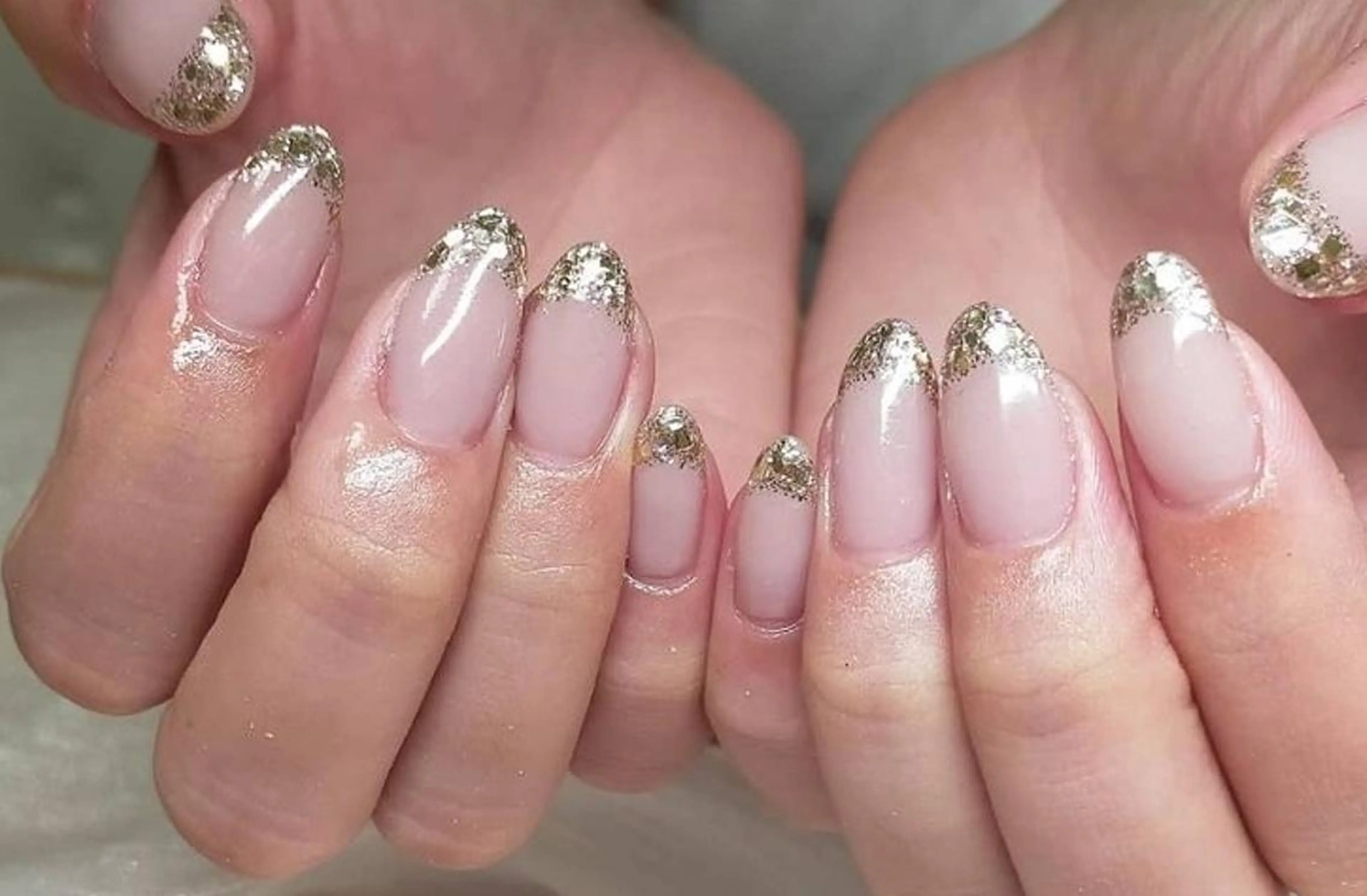 ネイル フレンチネイル ガラスフレンチ Lulu nail salon 南堀江店所属・西村 あやかのネイルデザイン