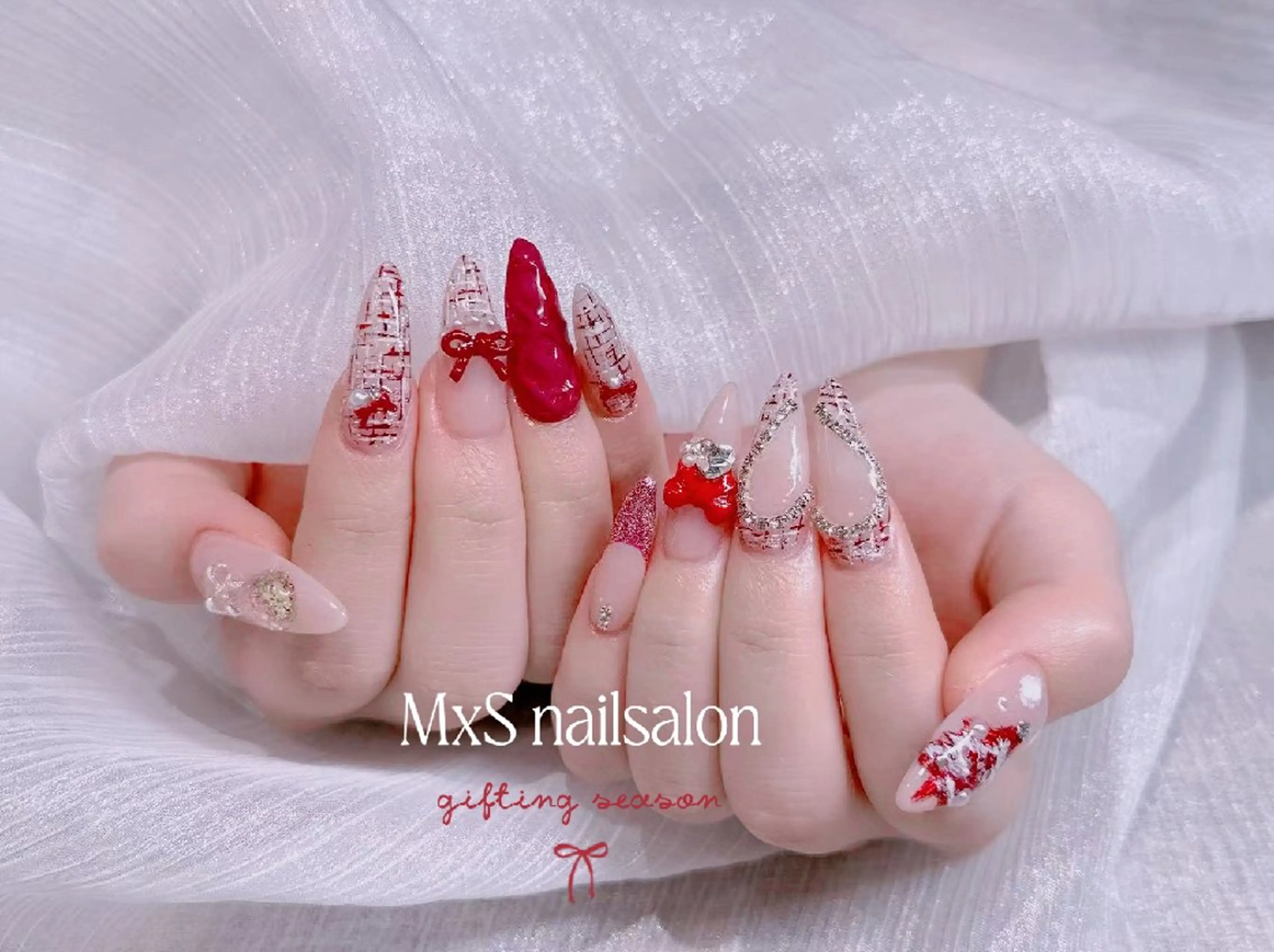 ネイル ジェルネイル 韓国ネイル マグネットネイル パラジェル ワンホンネイル ハンドネイル MxS Nail 【長さだし/フィルイン/マグネット/ワンホンネイル/韓国ネイル/パラジェル】所属・M×S Nail みなのネイルデザイン