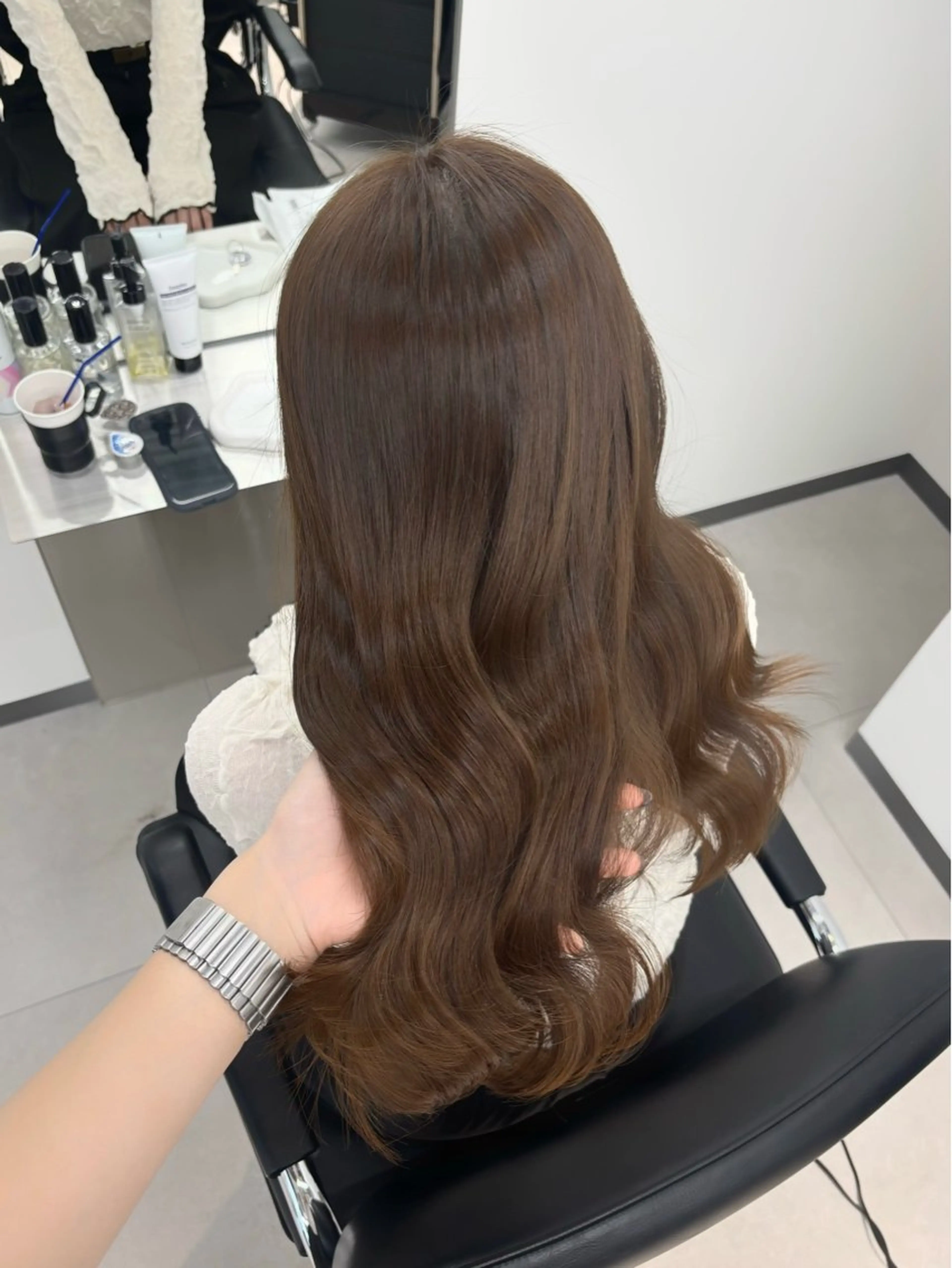 セミロング カラー ベージュカラー ブリーチ ブリーチなしカラー ヘアカラー トリートメント 𝗺𝗶𝗸𝘂♡ 似合わせ🎀のヘアスタイル