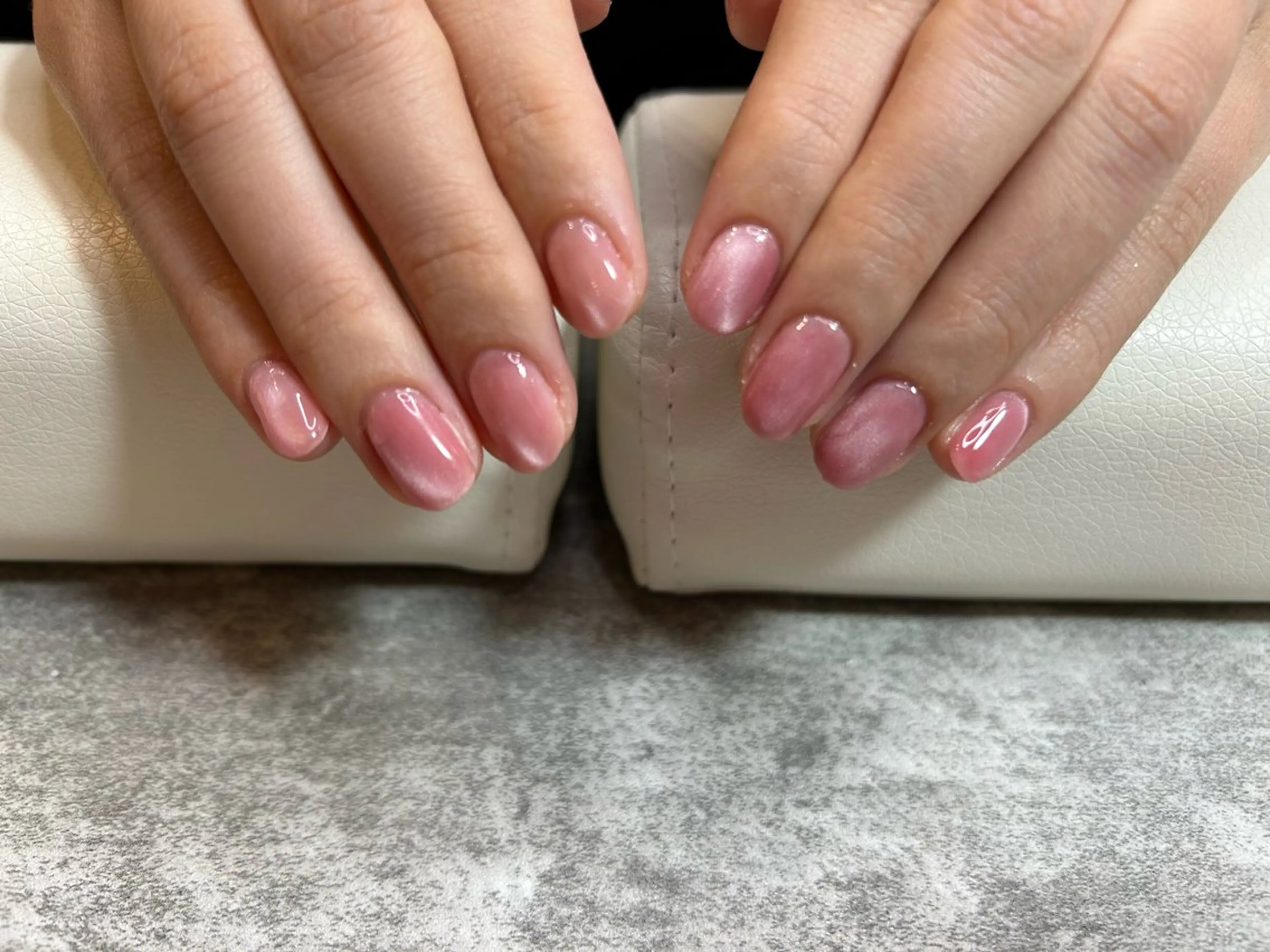 ネイル マグネットネイル ピンク Salon Maggie所属・Maggie sawaのネイルデザイン