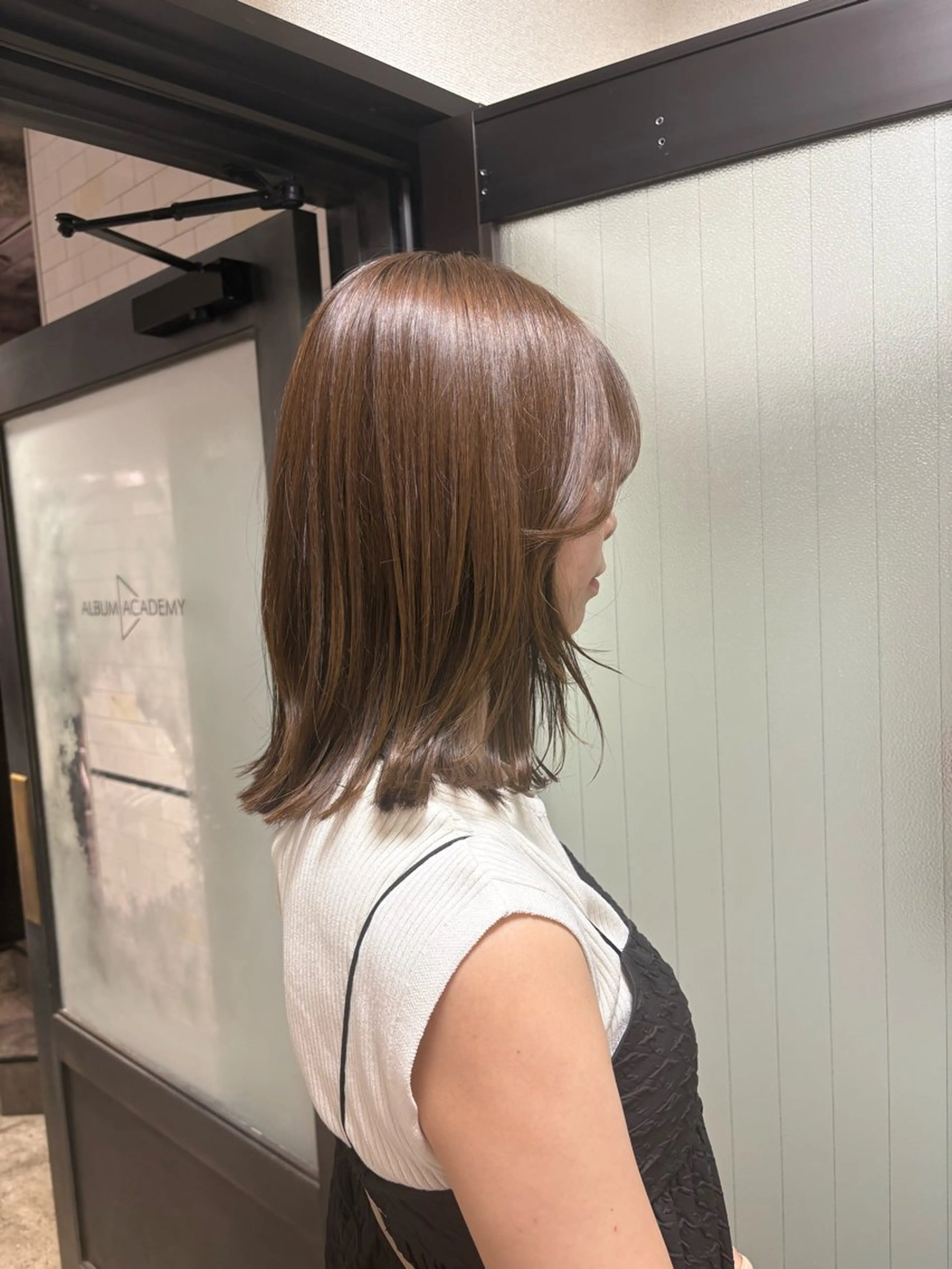 ミディアム ALBUM ACADEMY 清水のヘアスタイル