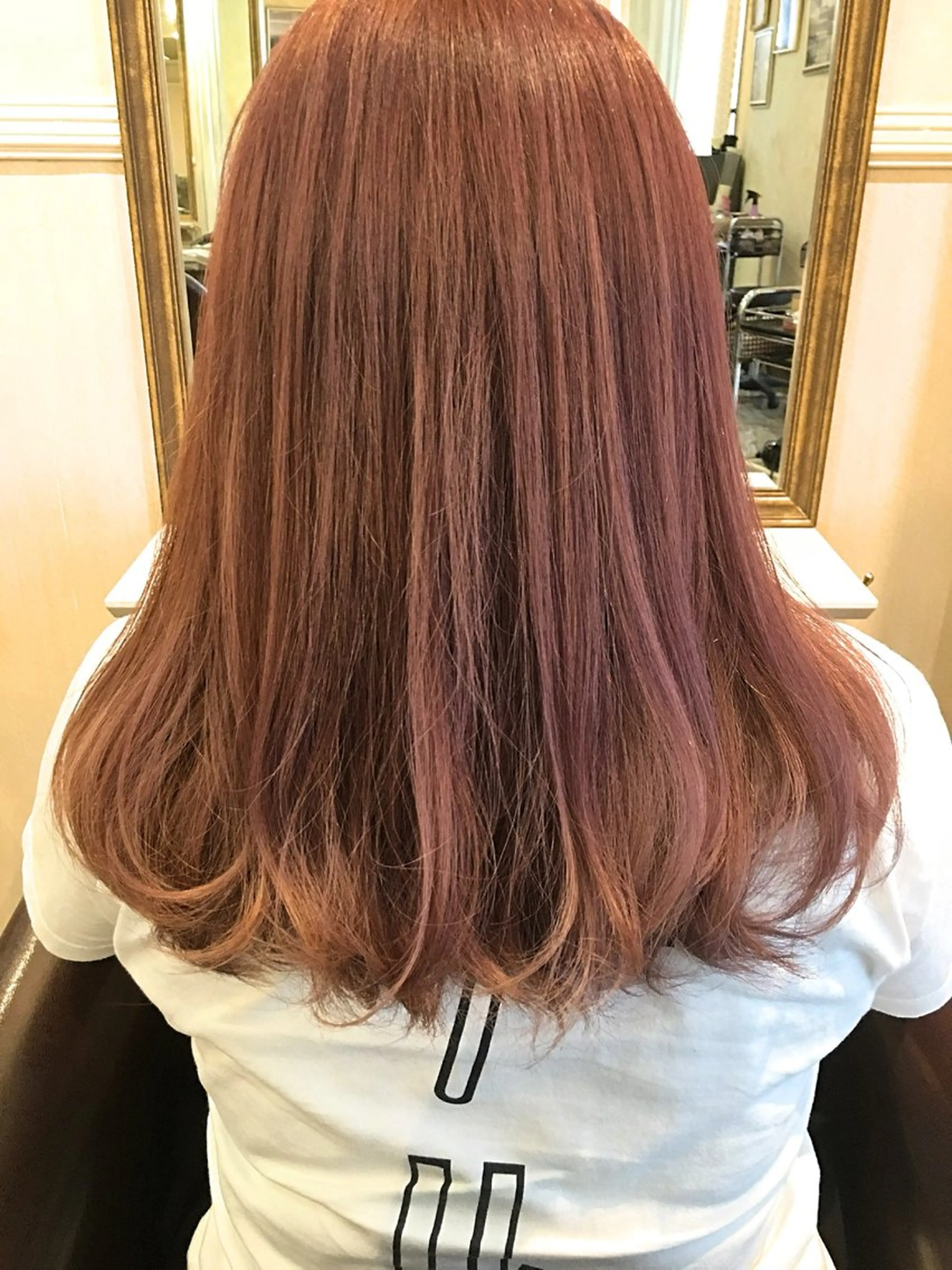 カラー AUBE hair ales福岡平尾店所属・塚本 昂のヘアスタイル