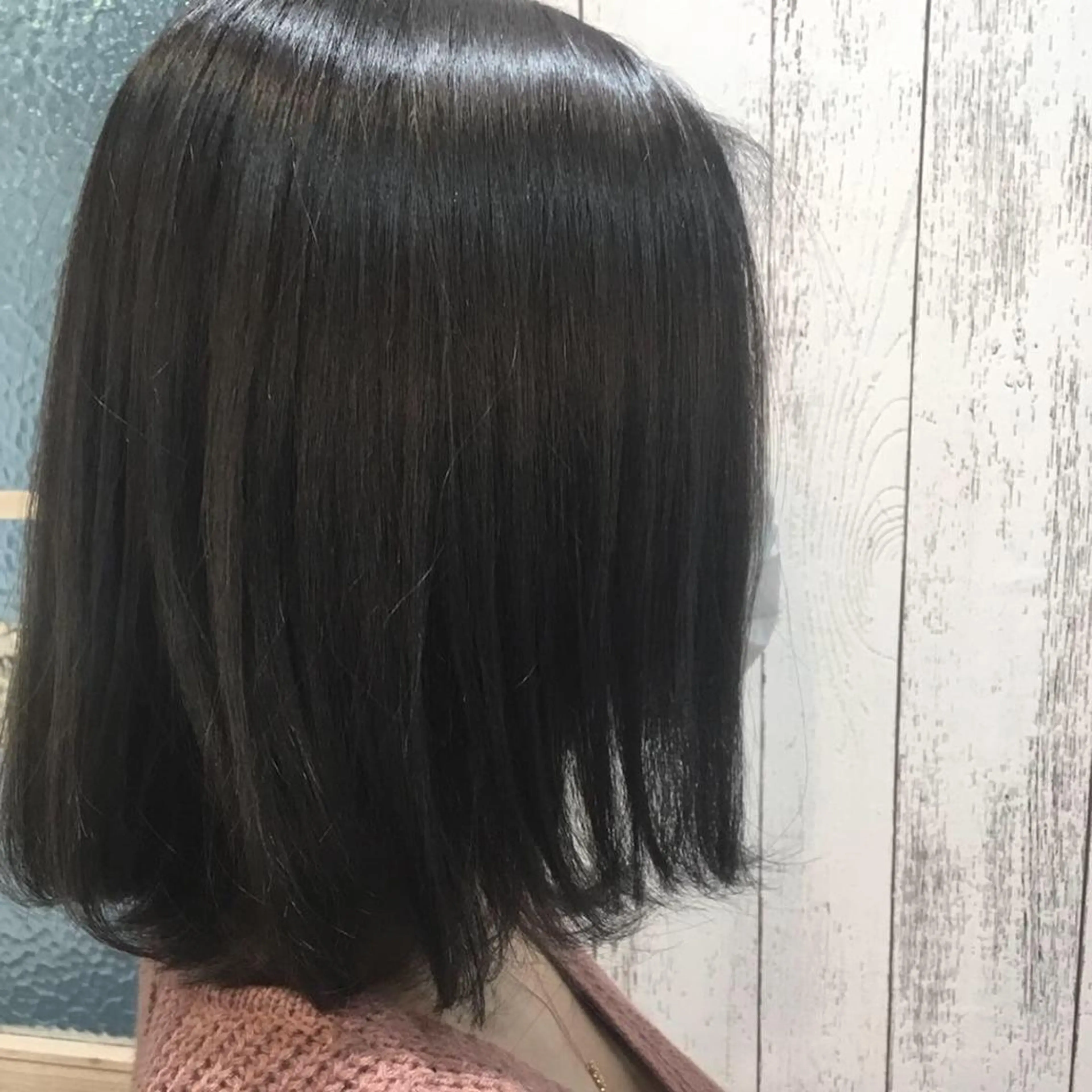 ミディアム カラー embrace エンブレイスのヘアスタイル