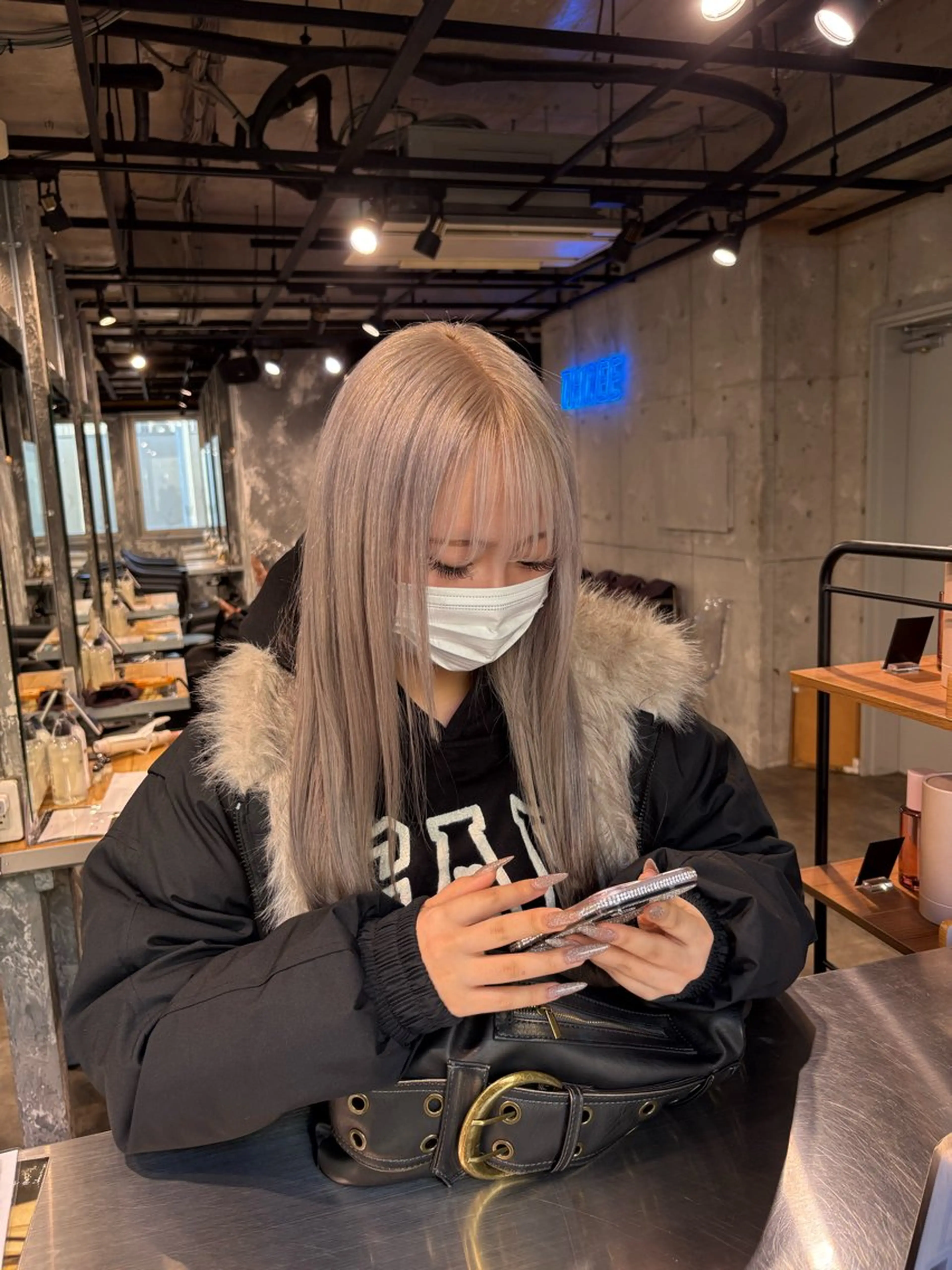 ロング カラー ヘアカラー ハイトーン 横浜💞ミオのヘアスタイル