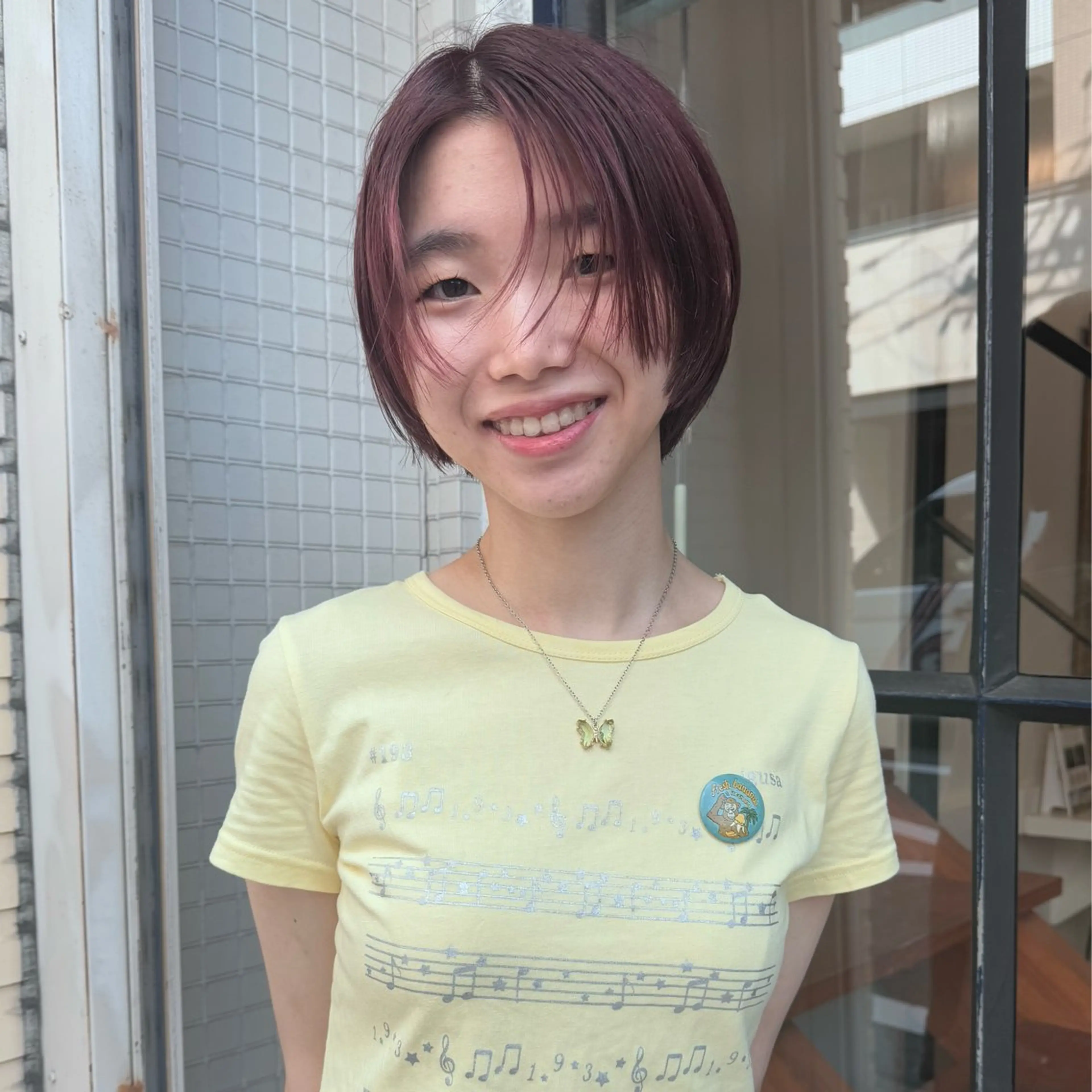 ショート カラー カット ヘアカラー トリートメント Lilu しずくのヘアスタイル