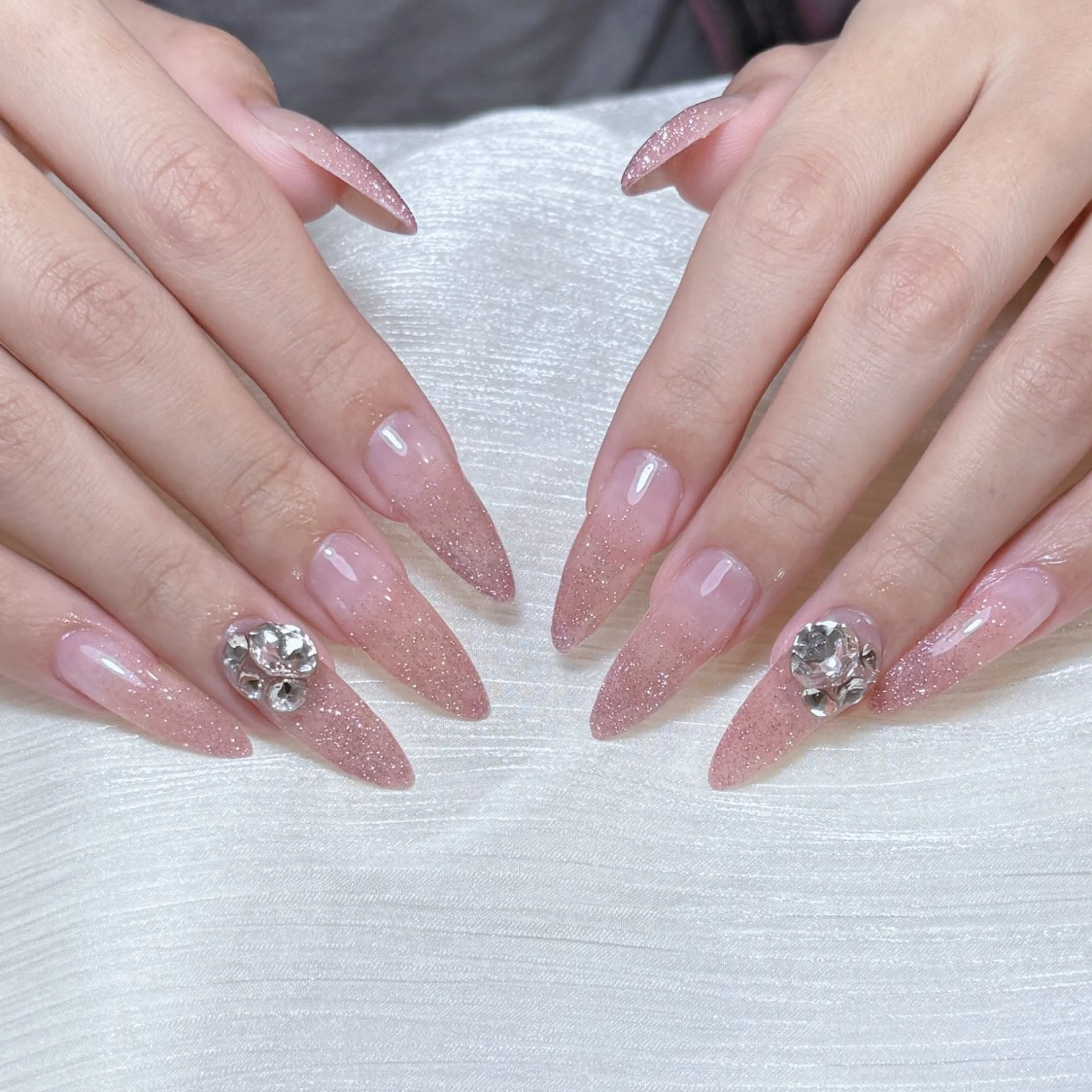 ネイル ハンドネイル ハンドケア Lumina Nail💕のネイルデザイン