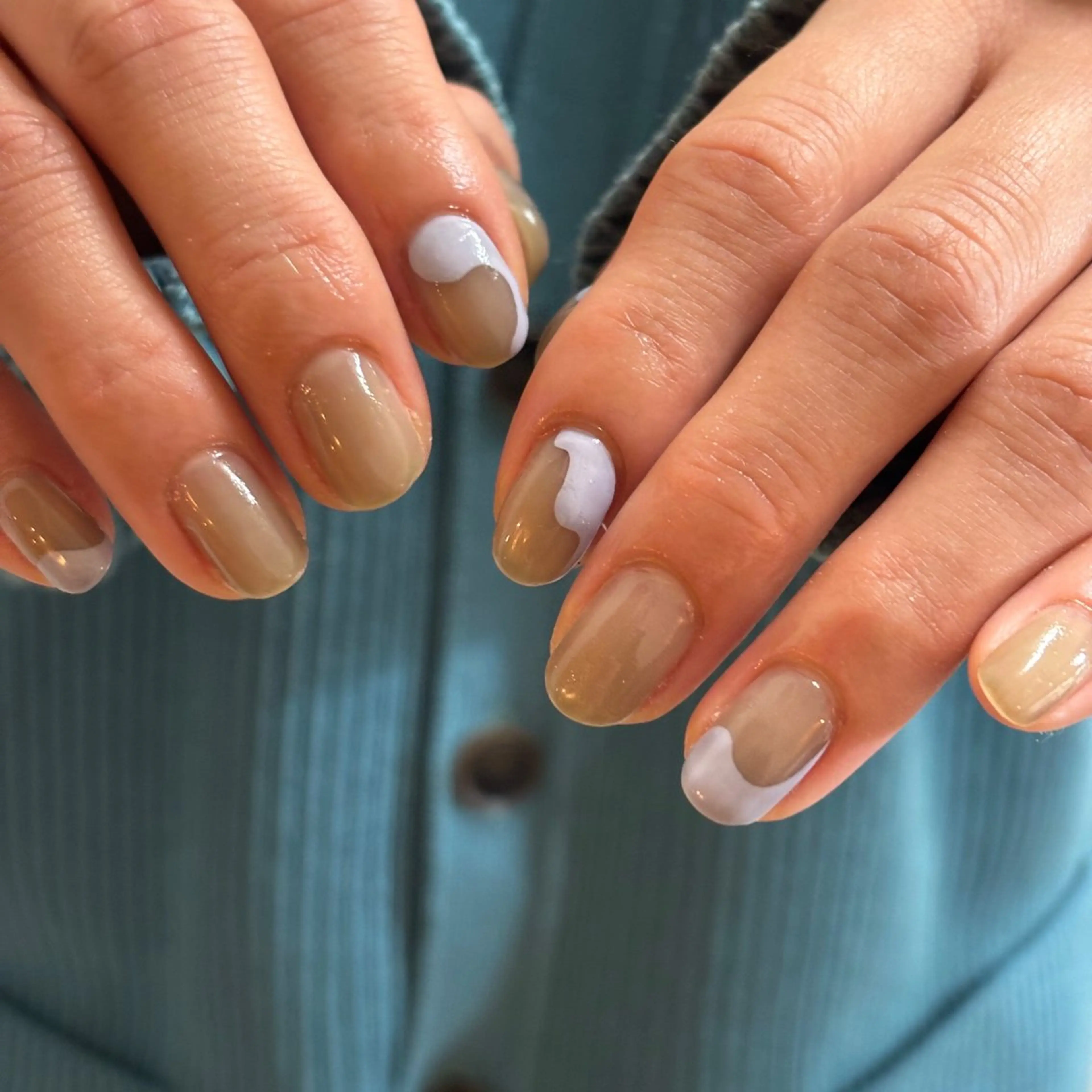 ネイル フレンチネイル ハンドネイル Elio所属・Elio 国泰寺のネイルデザイン