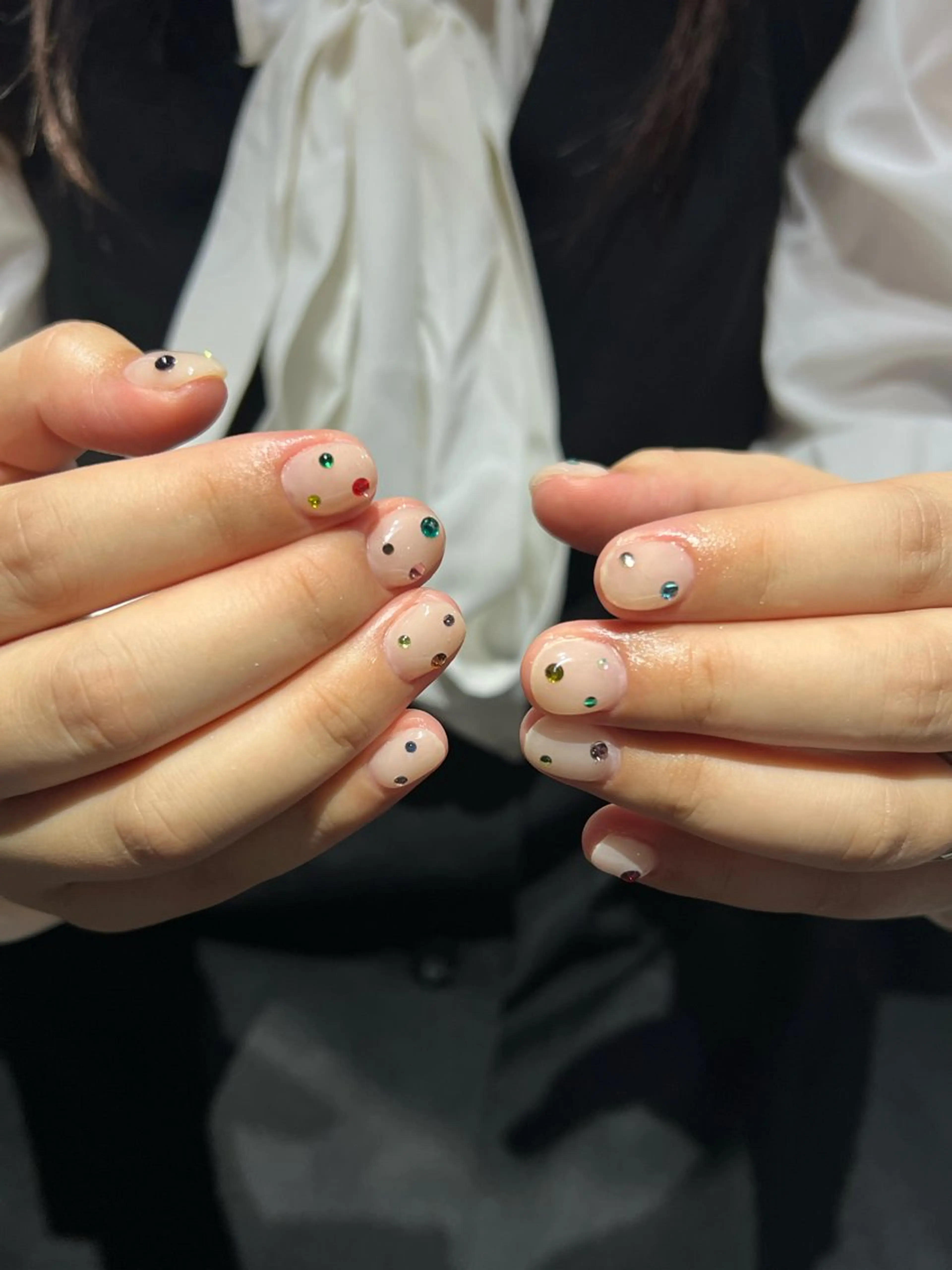 ネイル ハンドネイル Hata nail 🎀個性派ニュアンスのネイルデザイン
