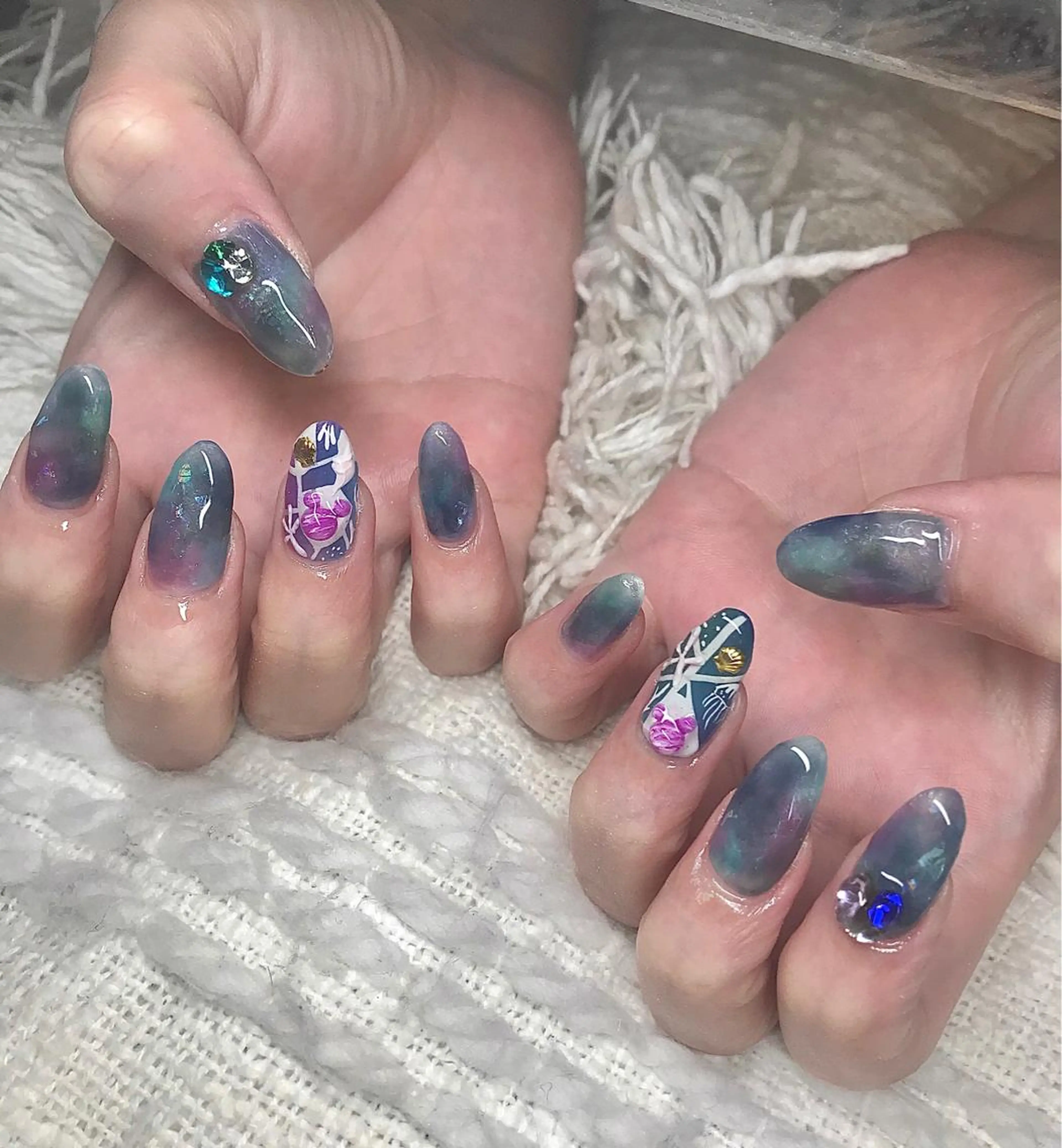 セミロング カラー パーマ キッズ ネイル マツエク・マツパ アートネイル オーロラネイル ロングネイル nail&eye Aoのマツエク・マツパデザイン