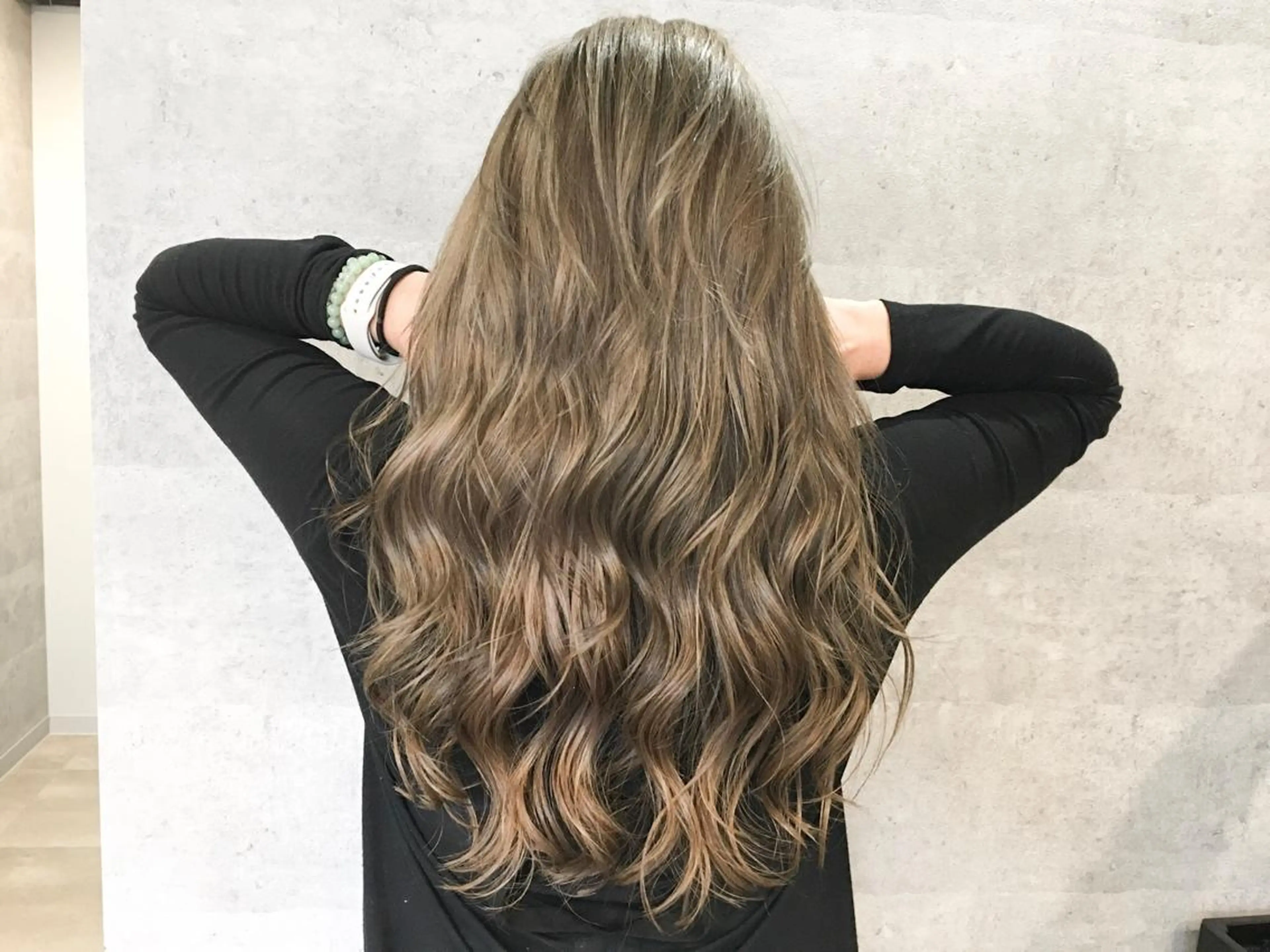 セミロング カラー ヘアアレンジ ネイル マツエク・マツパ ヘアカラー トリートメント 井上 一平のヘアスタイル