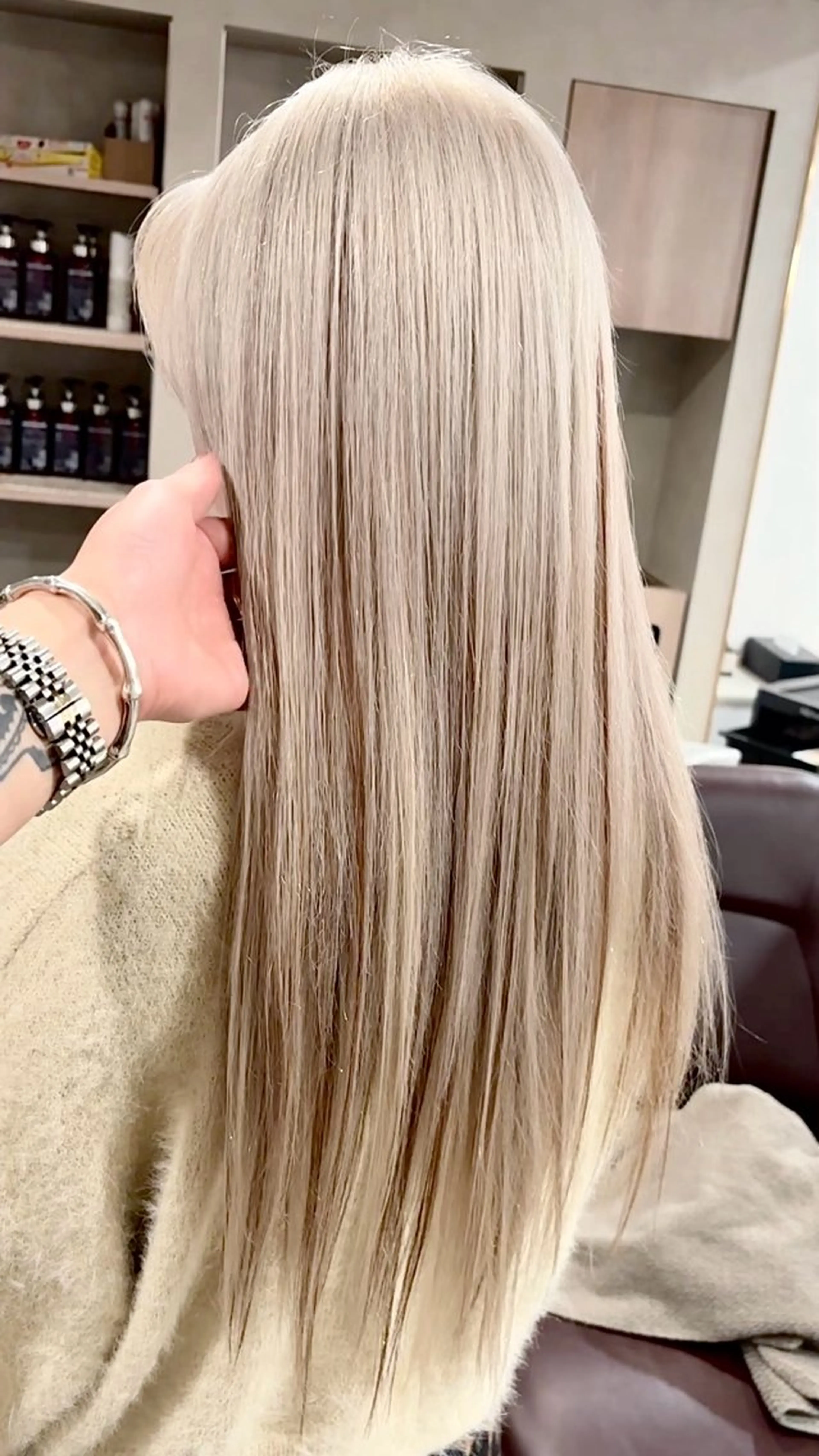 ロング カラー ブリーチ エクステ &so. アンドソー所属・バレイヤージュ/ 小泉じょうのヘアスタイル