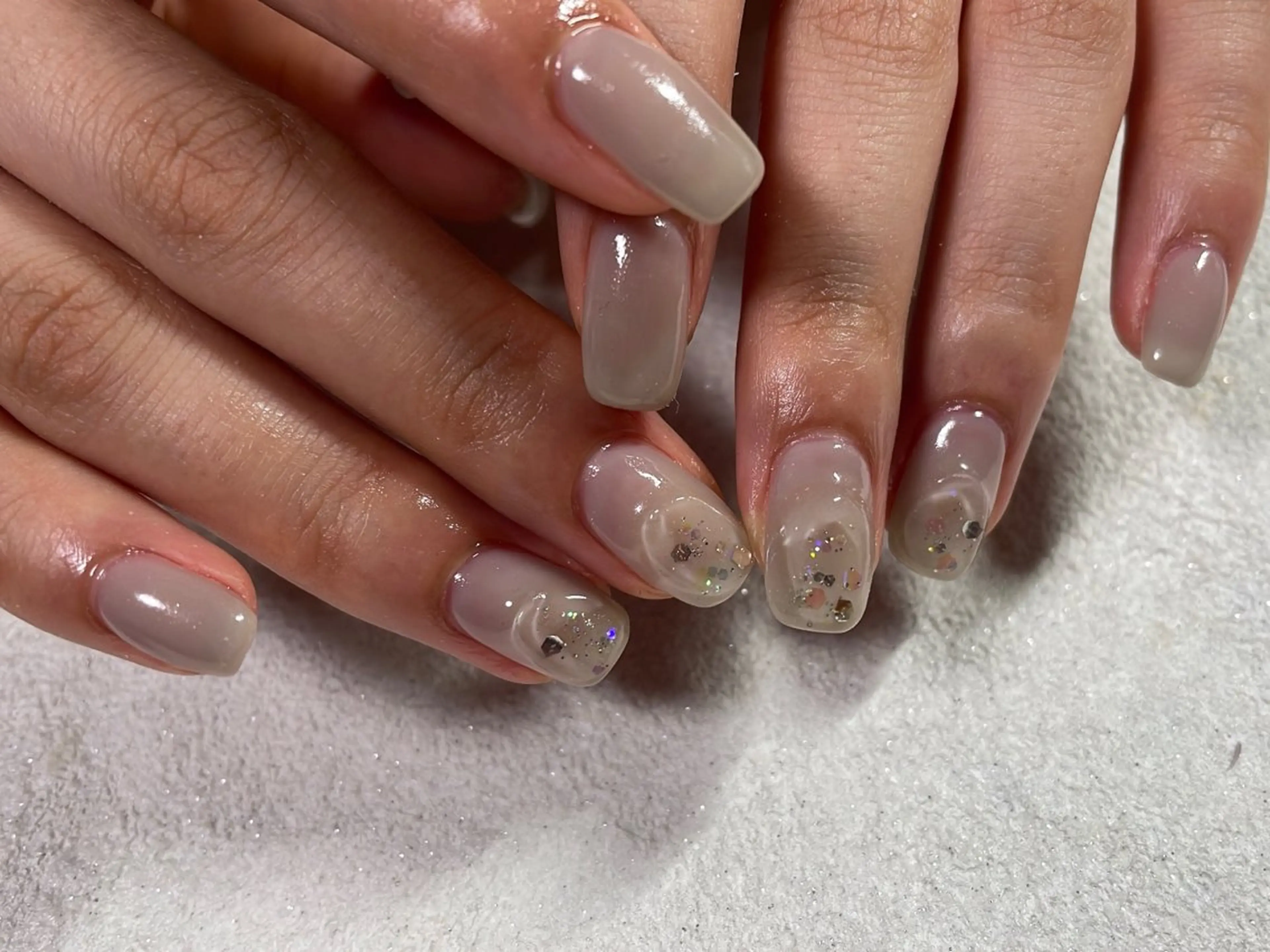 ネイル オーロラネイル フットネイル フレンチネイル ジェルネイル 韓国ネイル ハンドネイル kiki nail &brow二子玉川の眉毛・アイブロウイメージ