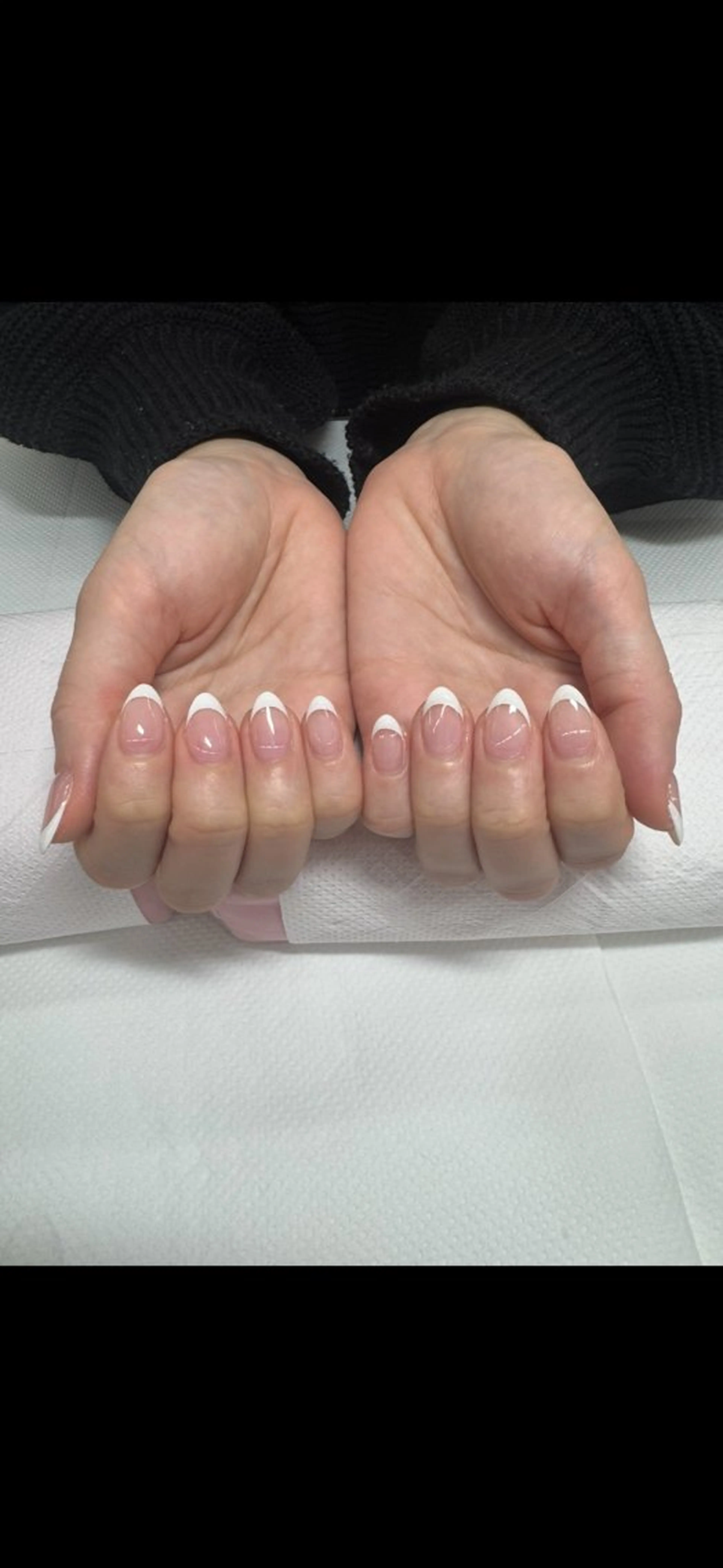 ネイル フレンチネイル ハンドネイル 【MAXKELLY】 Shiotaのネイルデザイン