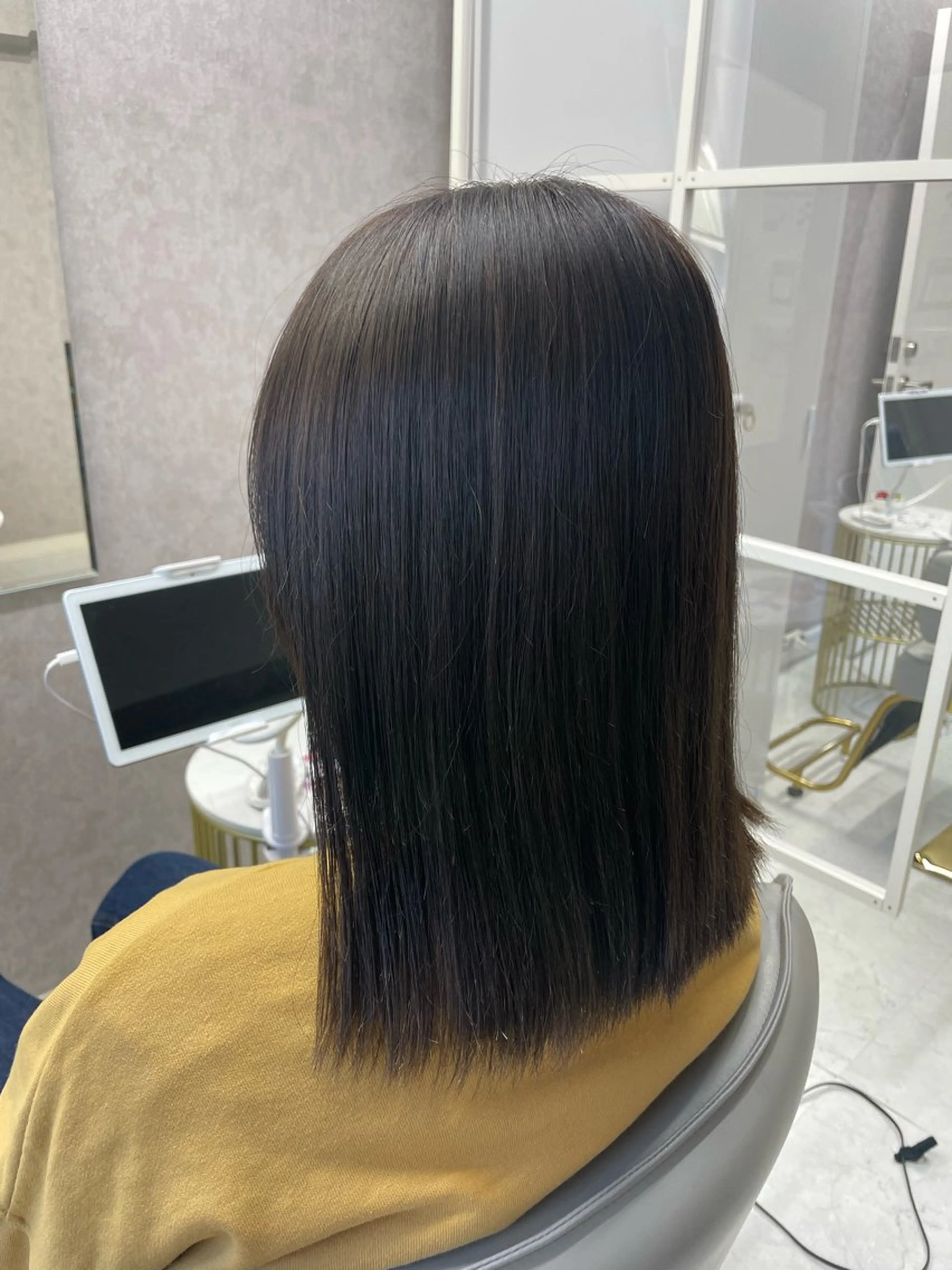 セミロング カラー door所属・door/南越谷 miiyuのヘアスタイル