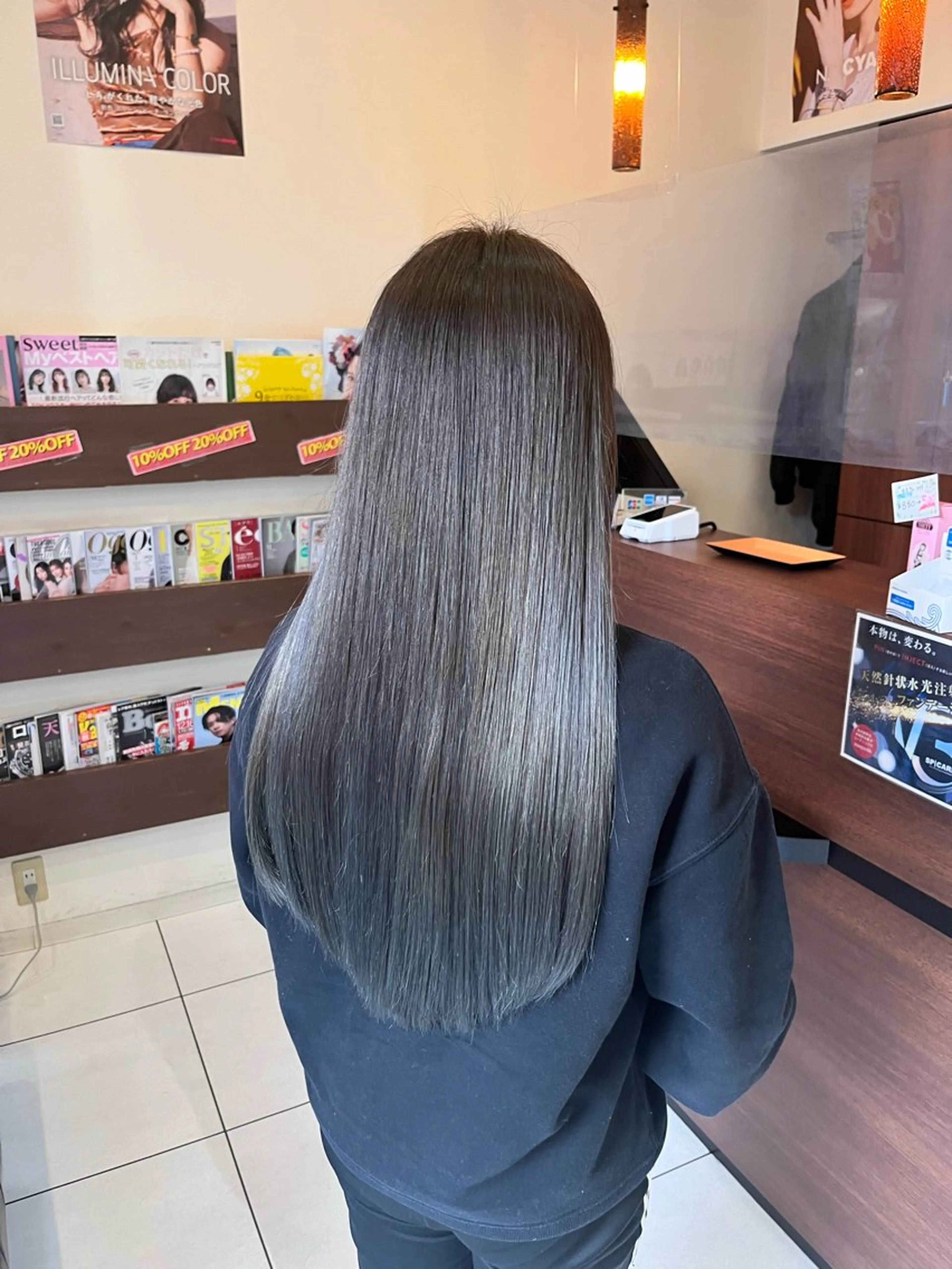 ミニモ限定【美髪・高保湿光色イルミナカラー】カット+イルミナカラー＋高保湿ボンドトリートメントの写真