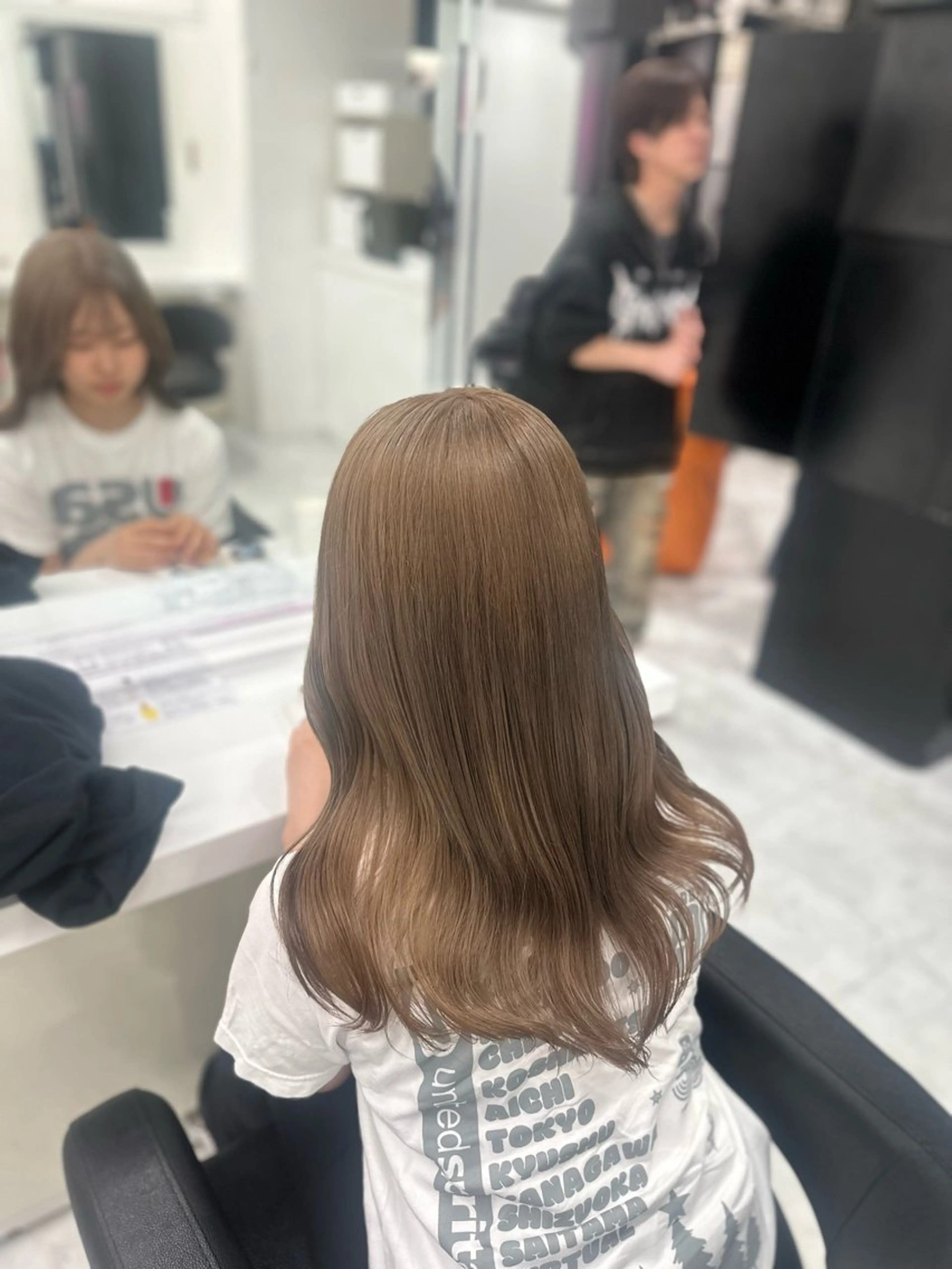 セミロング 韓国ガーリー🤍ハイ トーン🤍Ayanaのヘアスタイル