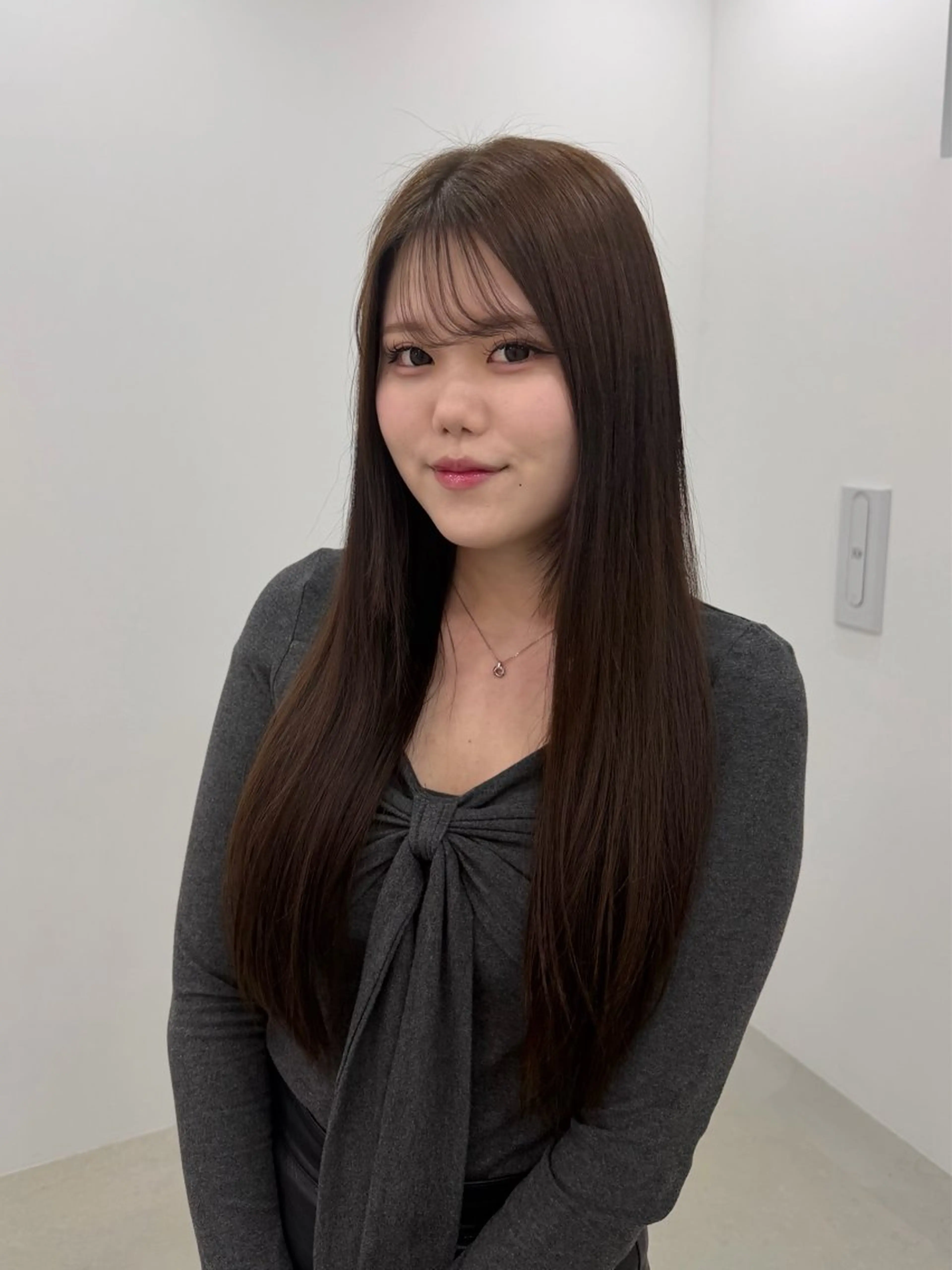 ロング ヘアカラー mei🪽 カラーモデルのヘアスタイル