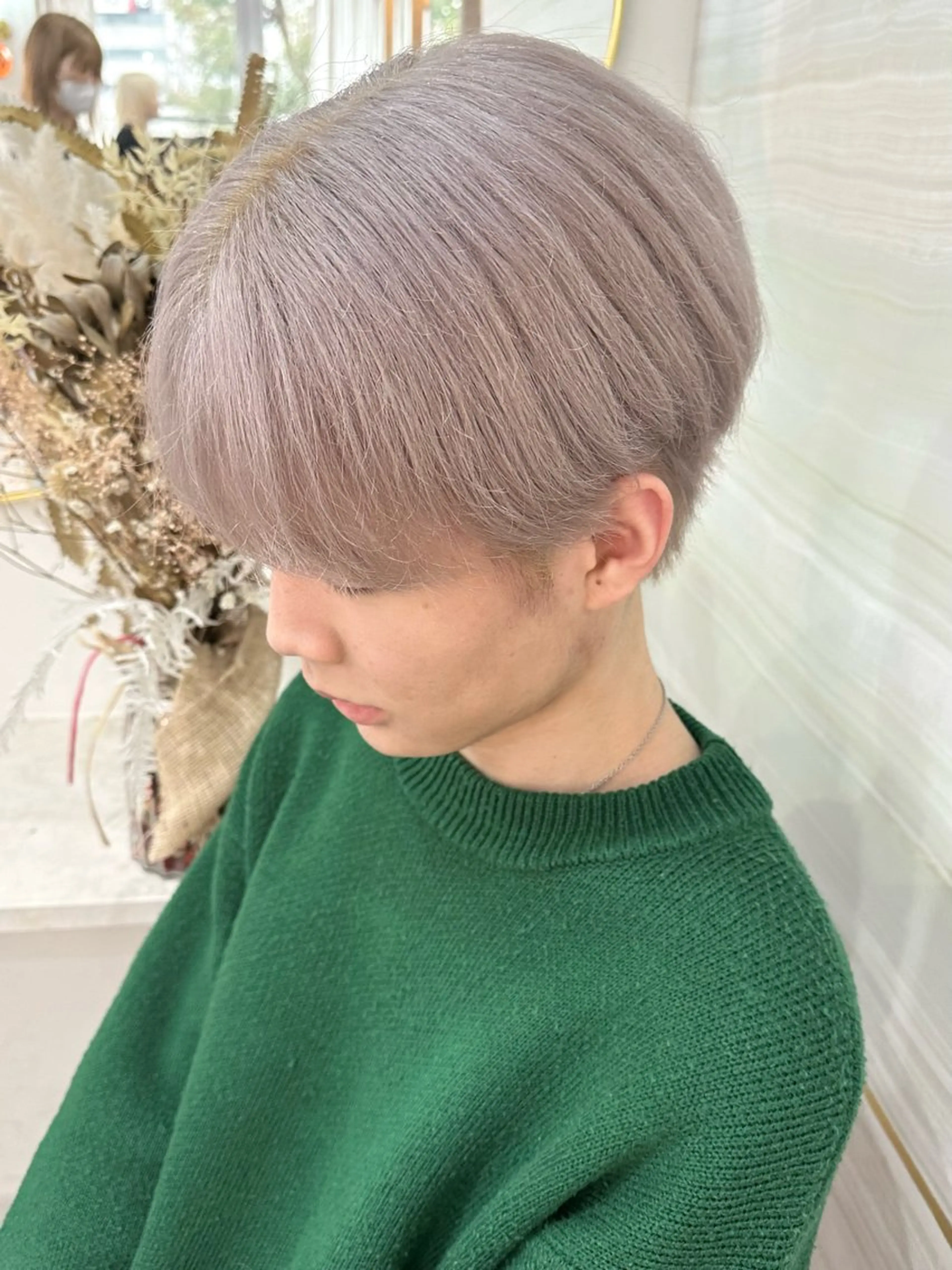 ショート カラー メンズ メンズブリーチ メンズハイトーン メンズ韓国風 ベージュカラー ブリーチ ヘアカラー トリートメント 🦋高瀬寛菜🦋 韓国/ブリーチのヘアスタイル