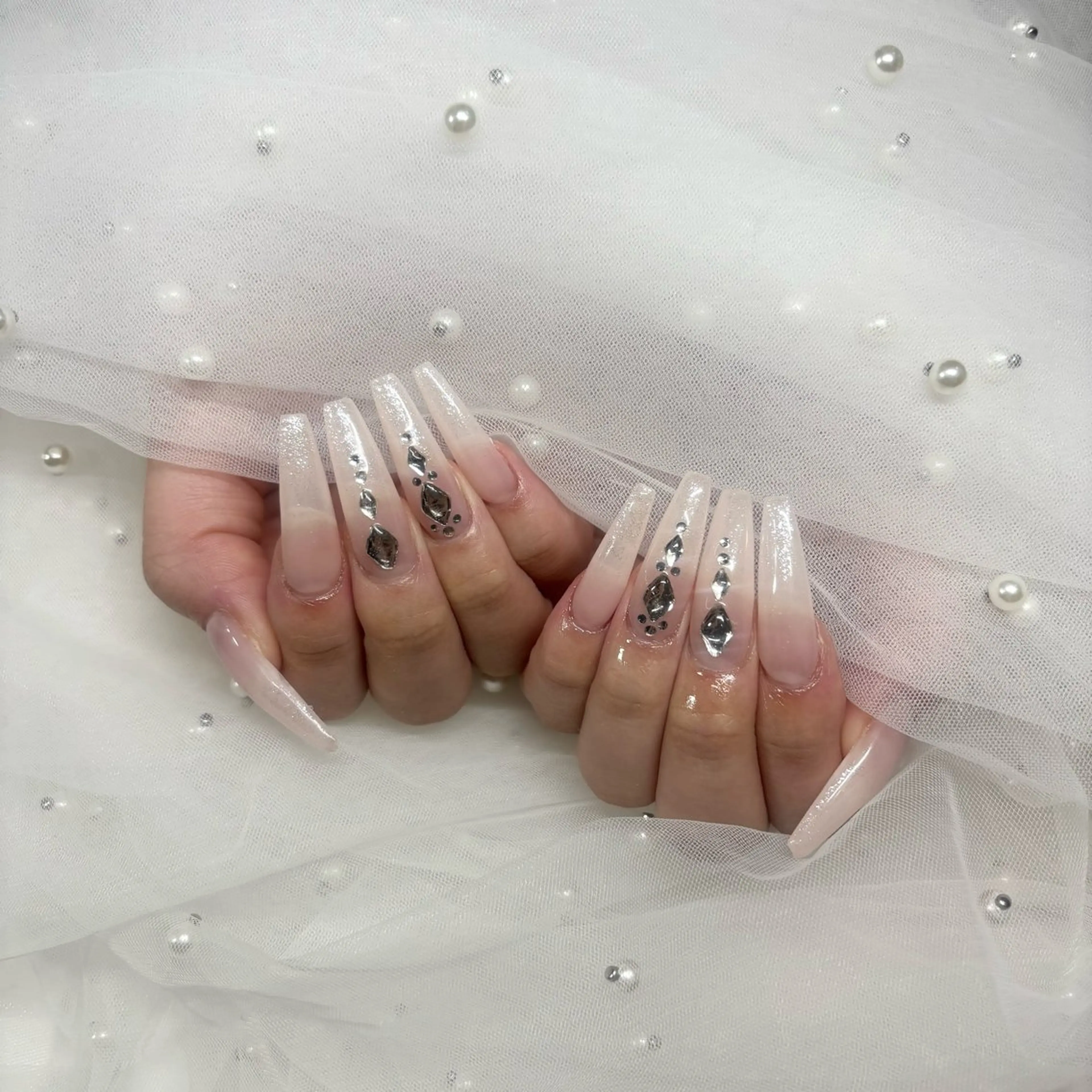 ネイル ハンドネイル ୨୧ mio୨୧のネイルデザイン