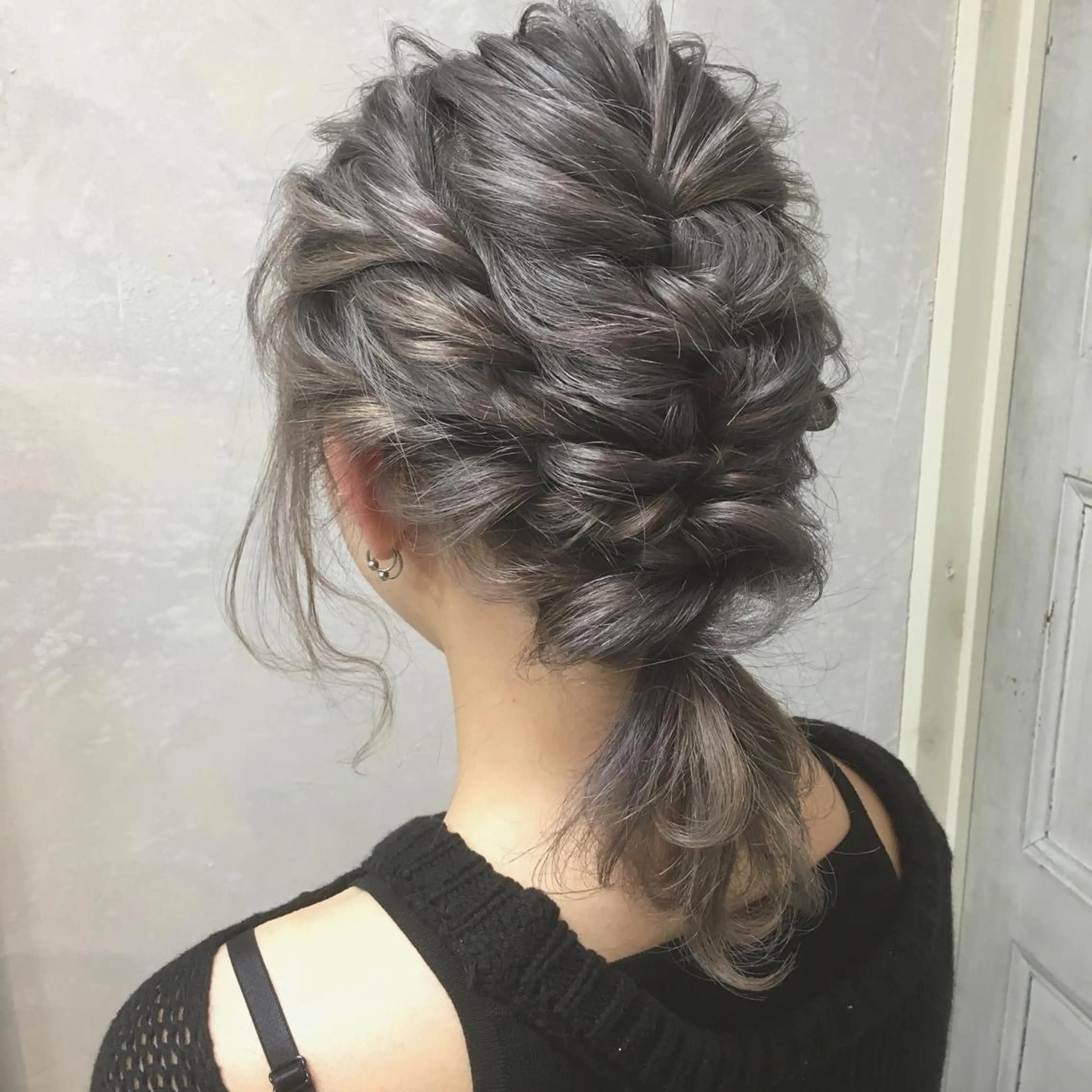 ミディアム カラー ヘアアレンジ autre所属・大久保 ひでなりのヘアスタイル