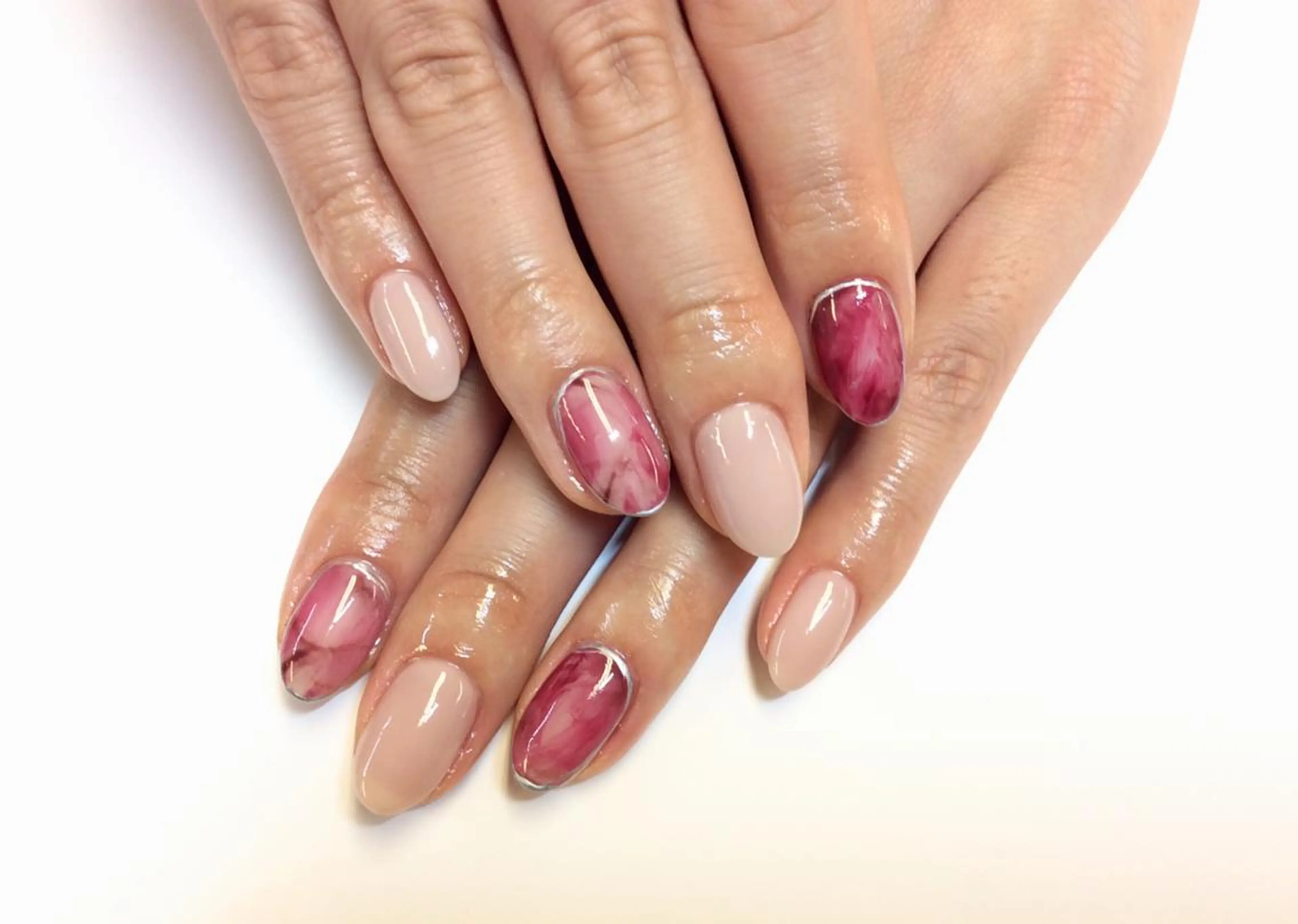 ネイル アートネイル 新橋 ルキナ スタッフのネイルデザイン