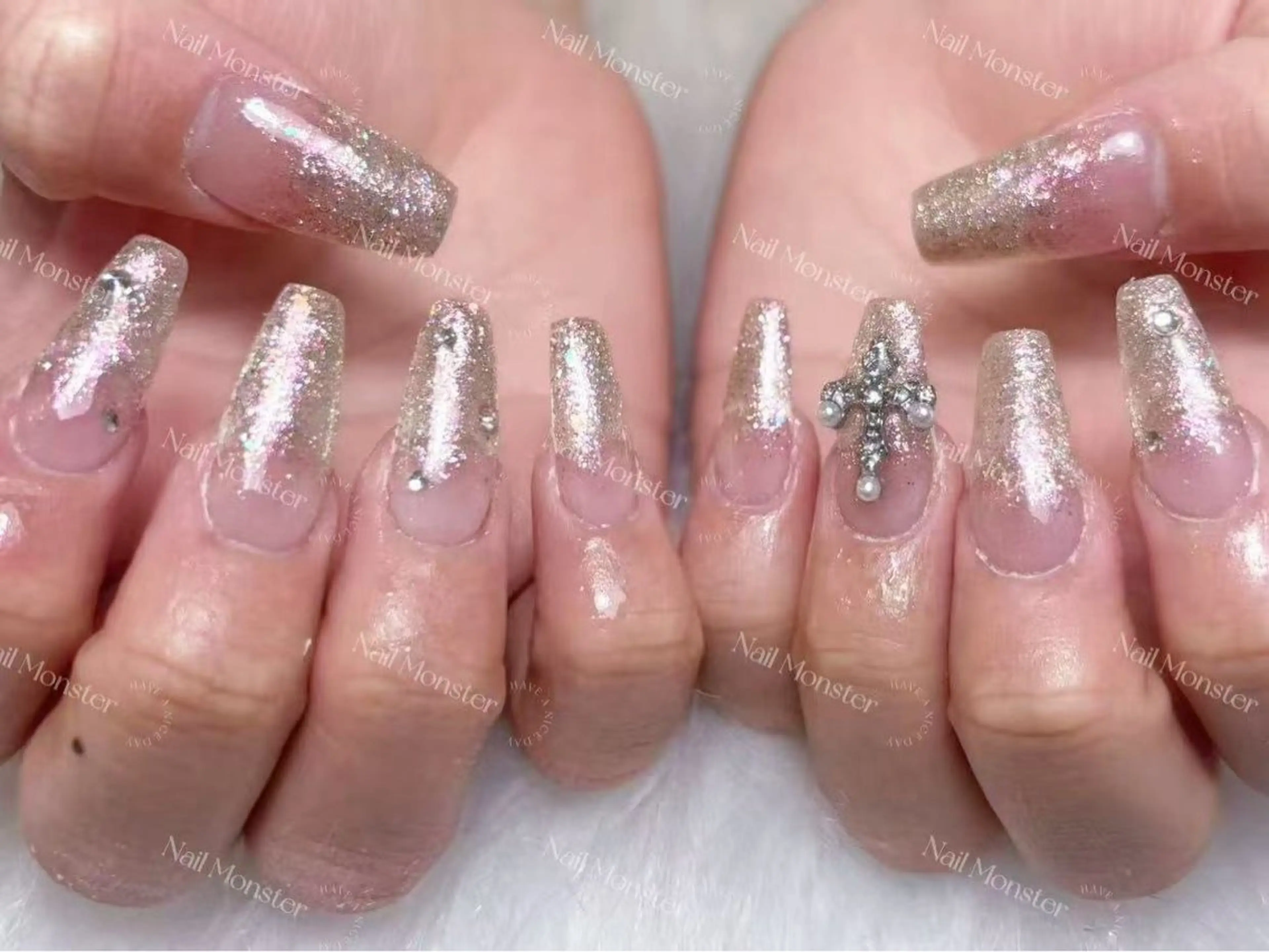 ネイル ハンドネイル DIAMOND Nail🥇のネイルデザイン