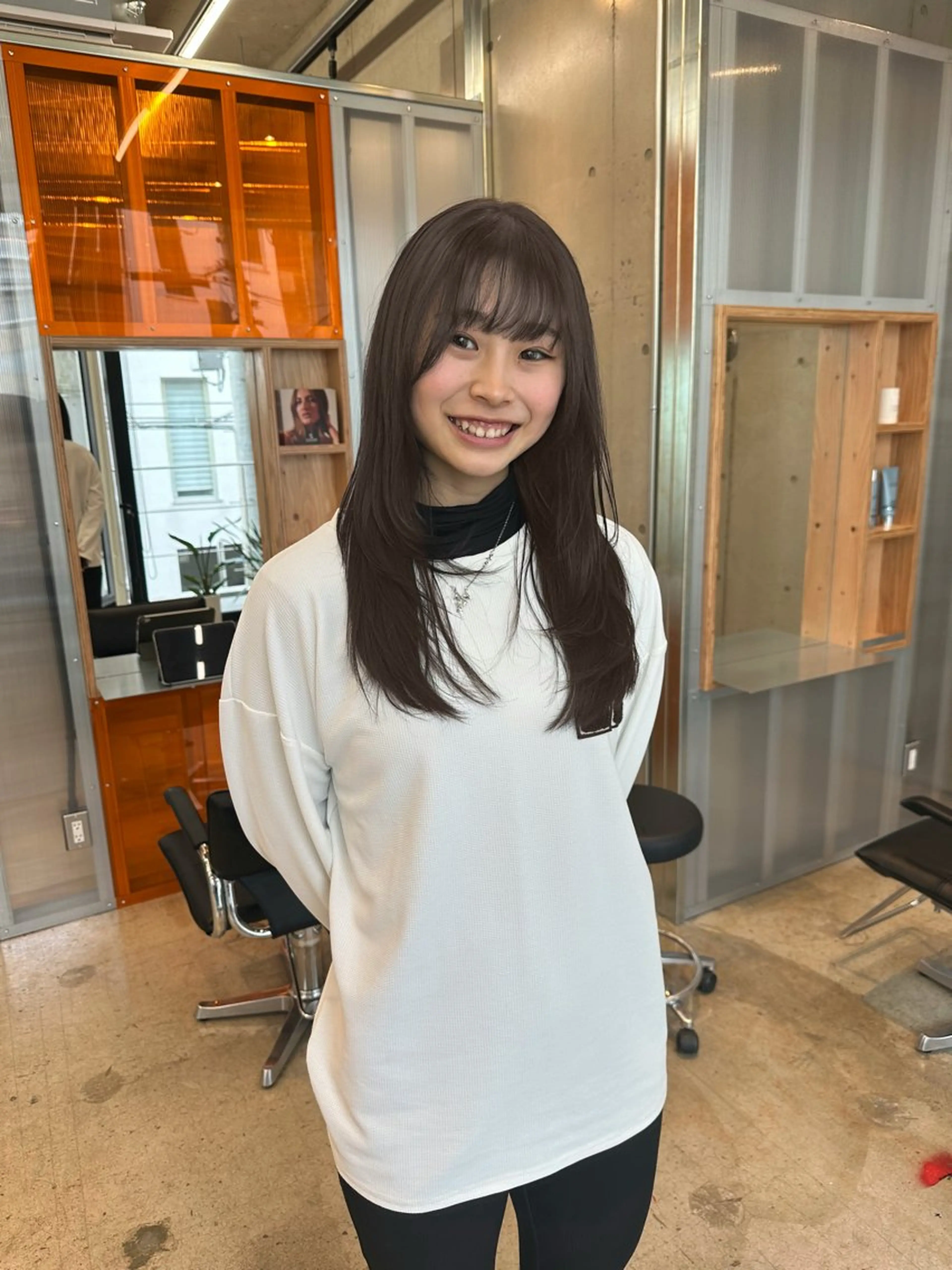 ロング カラー ヘアアレンジ ヘアカラー REONA🪽✨ 日常に馴染む髪🫧のヘアスタイル
