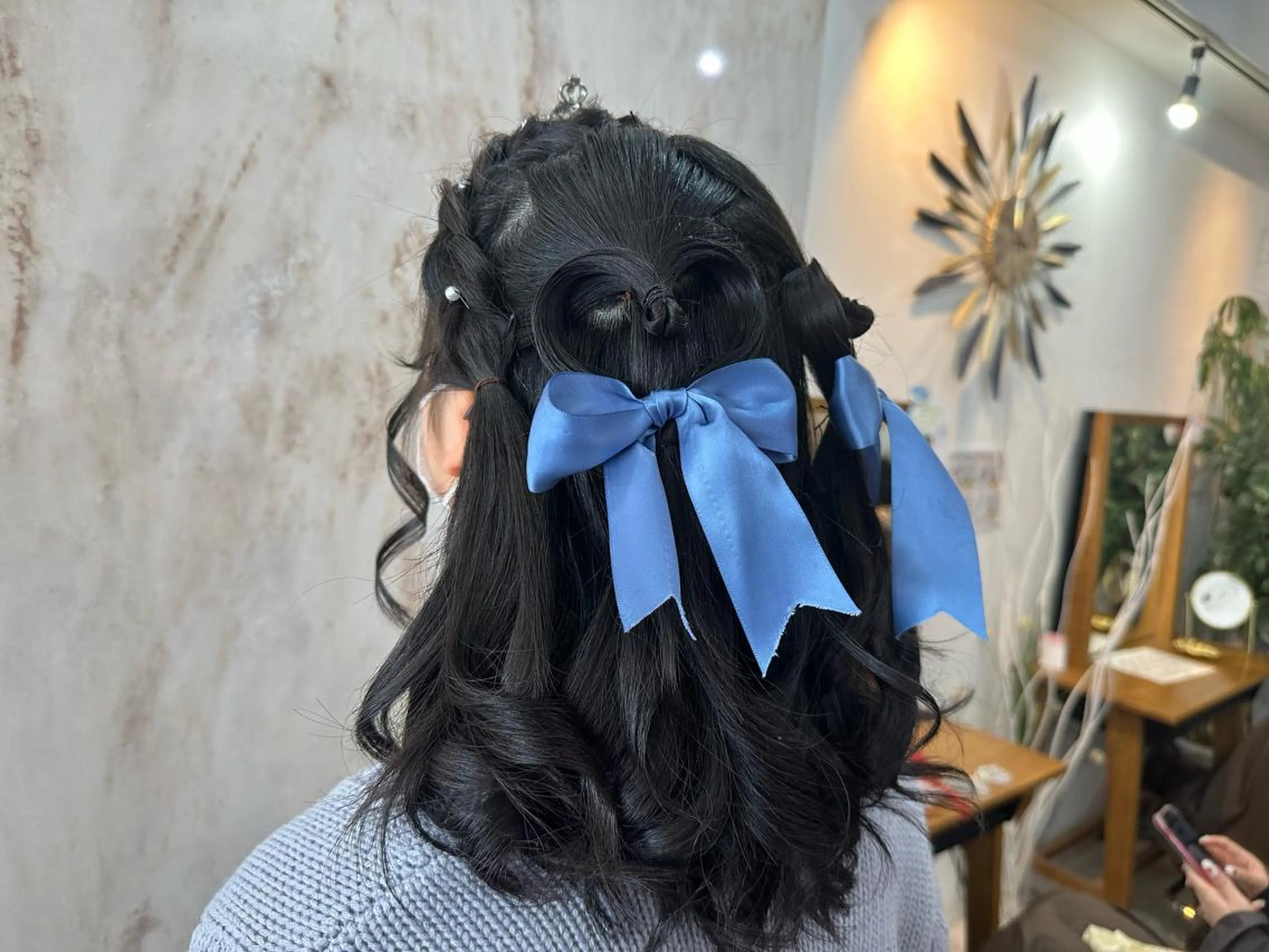 ヘアアレンジ ヘアセット 🎀ikuno🎀 Lovis 🫧艶髪のヘアスタイル