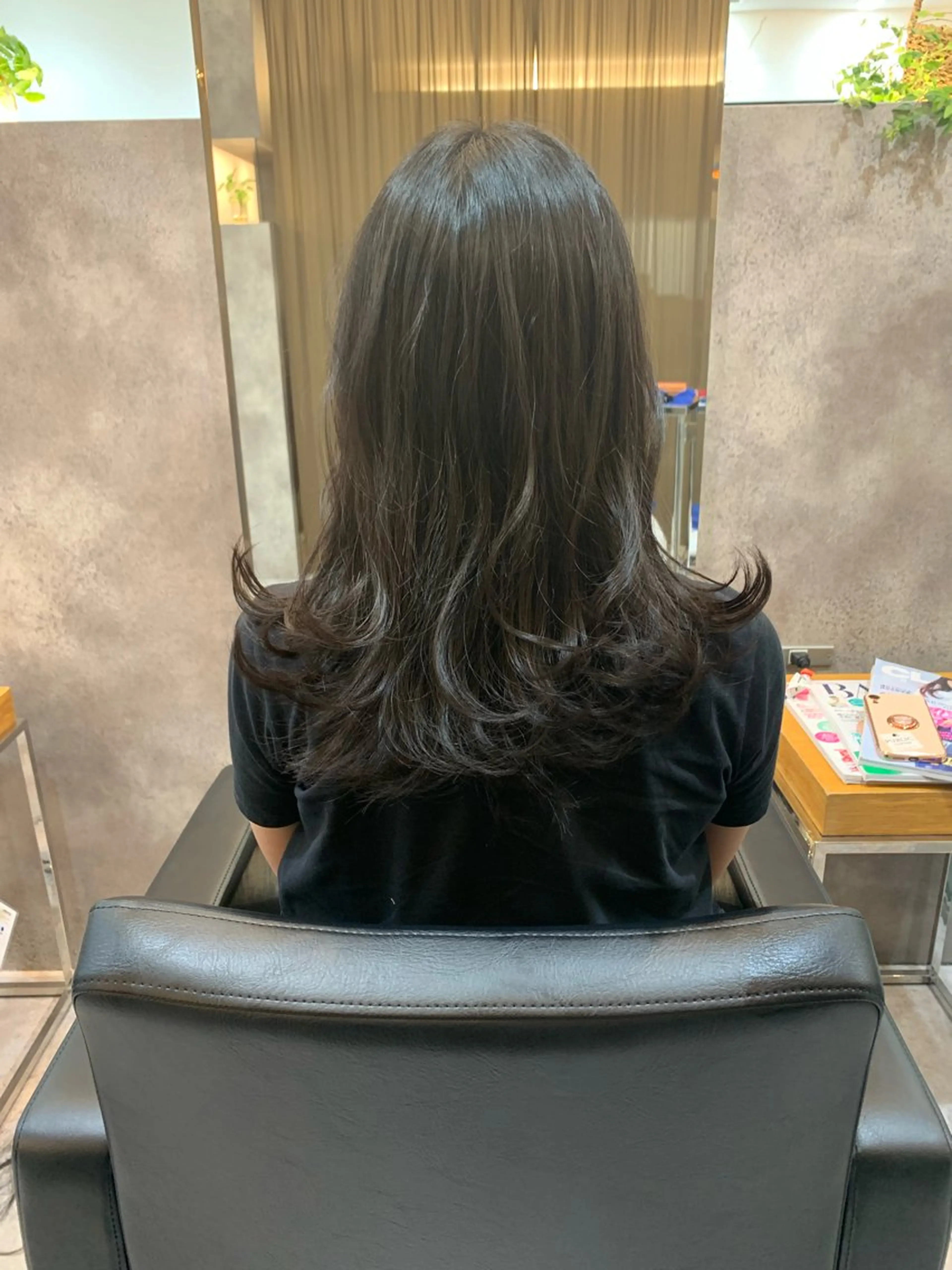 ロング レイヤーカット 北川 栞菜のヘアスタイル