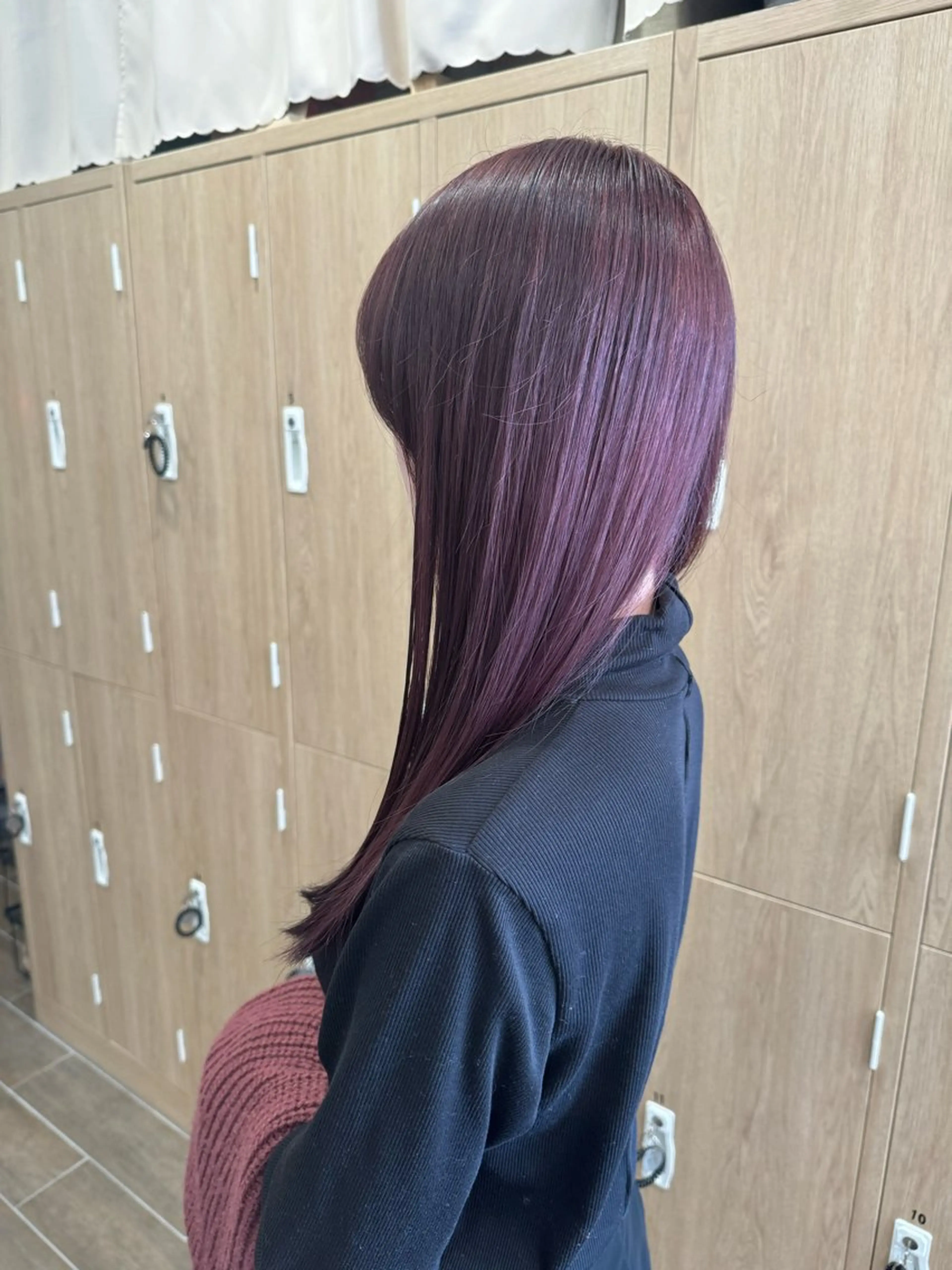 ロング ヘアカラー 山口 明日花のヘアスタイル